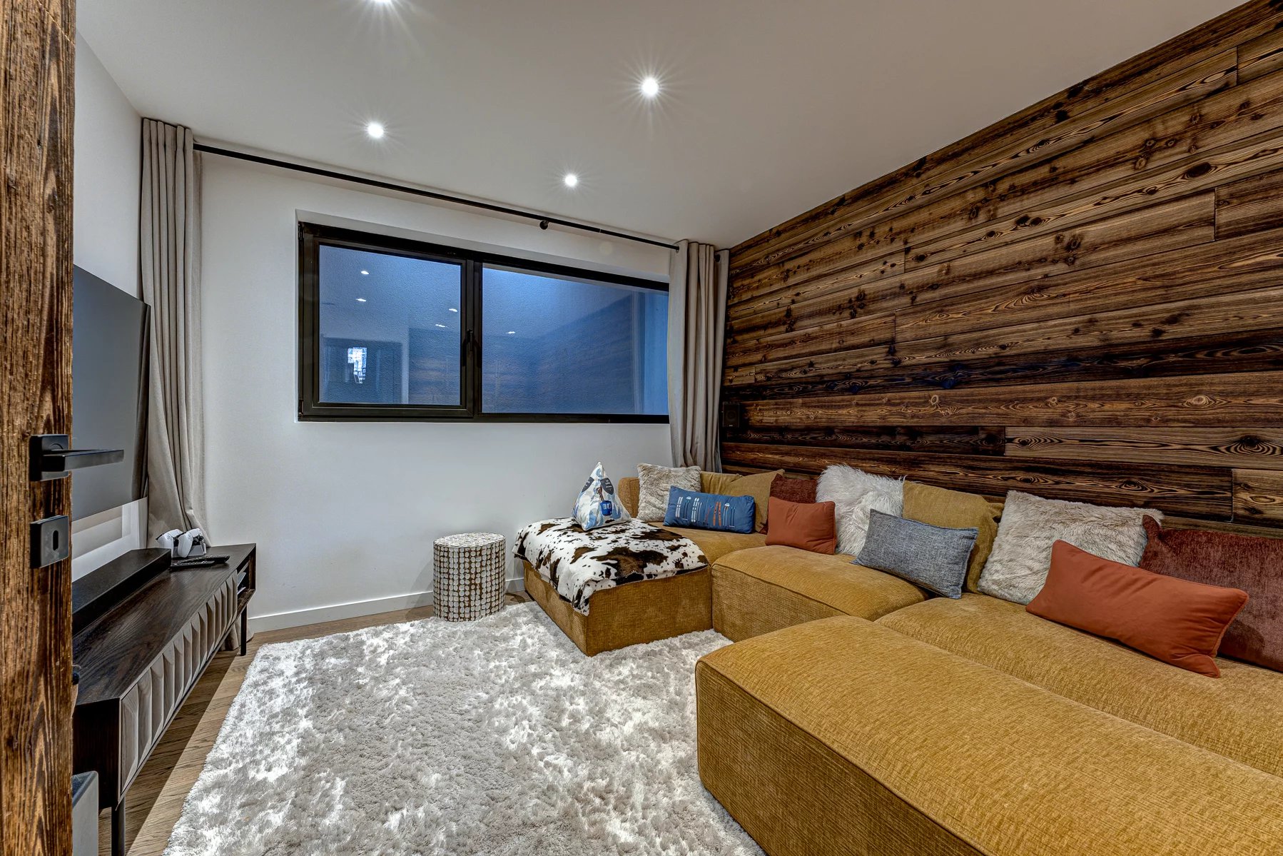 Photo of MONTRIOND - Superb 6-bedroom chalet Montriond