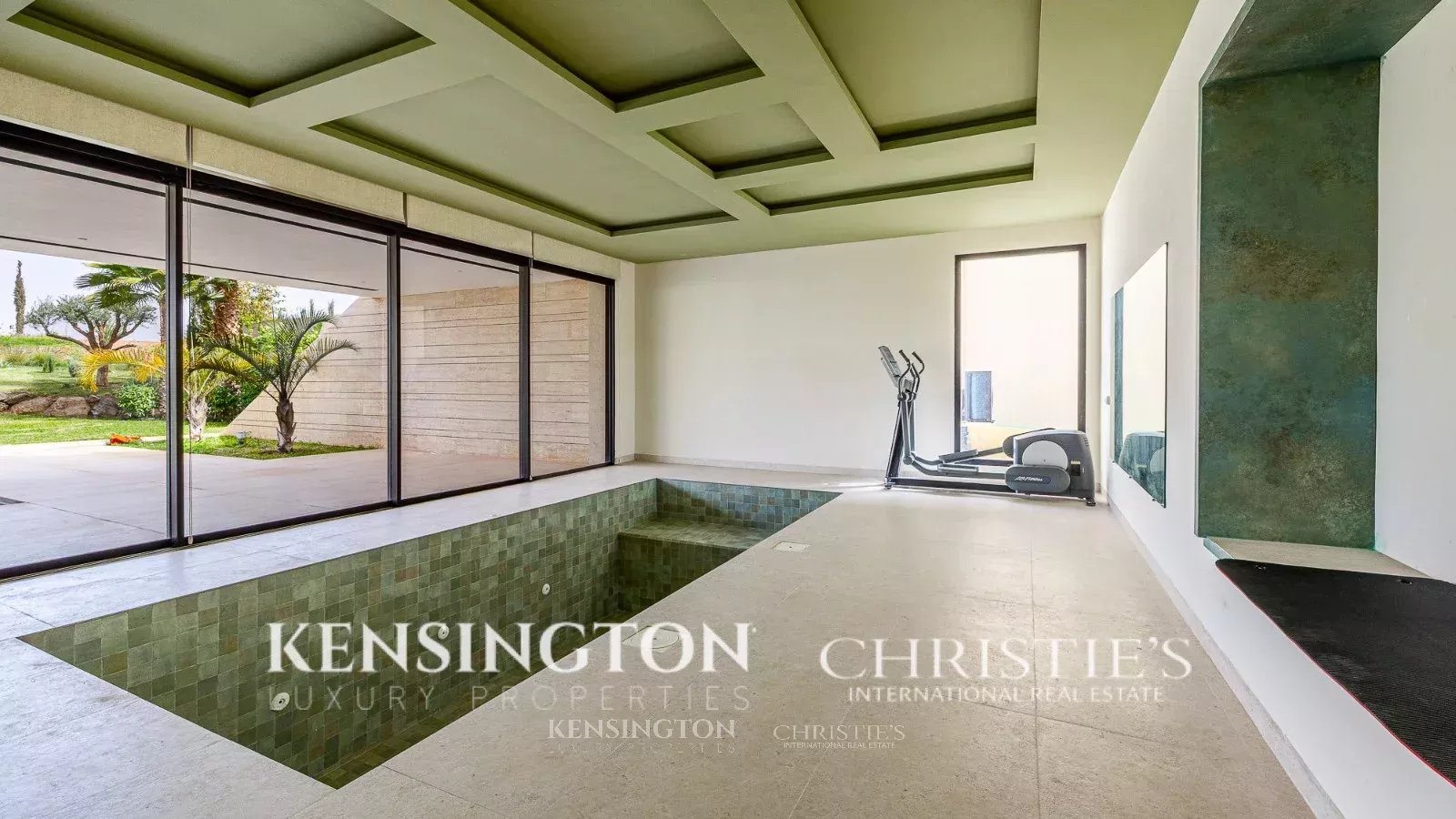 4 Bedroom Villa/Townhouse's Image 40