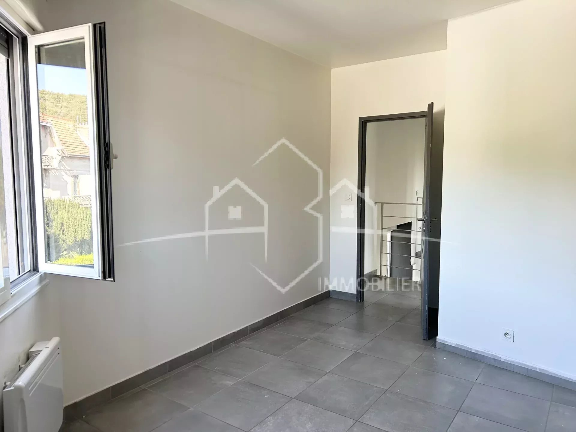 T4 duplex à Lens-Lestang