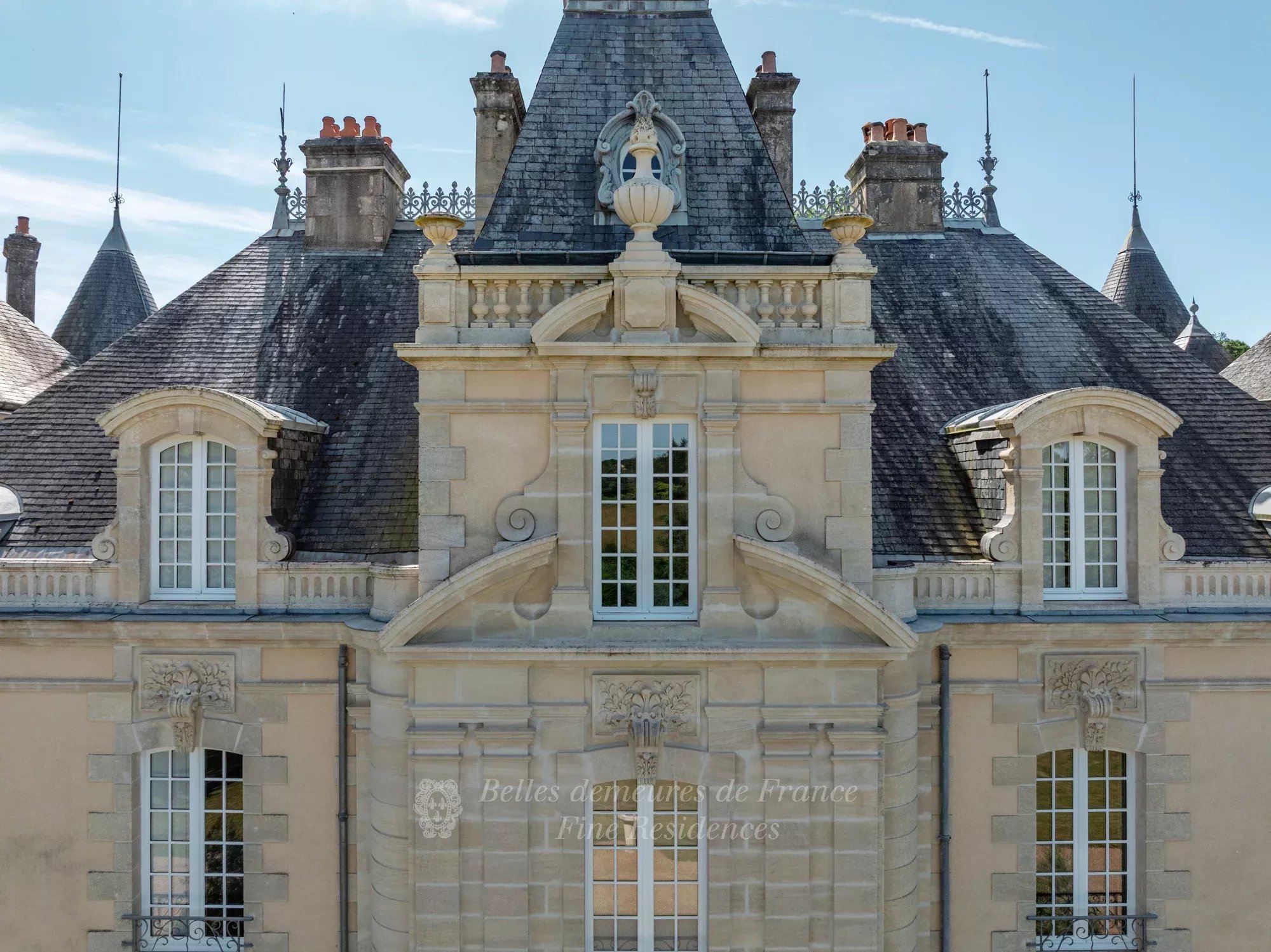 Sale Castle Poitiers