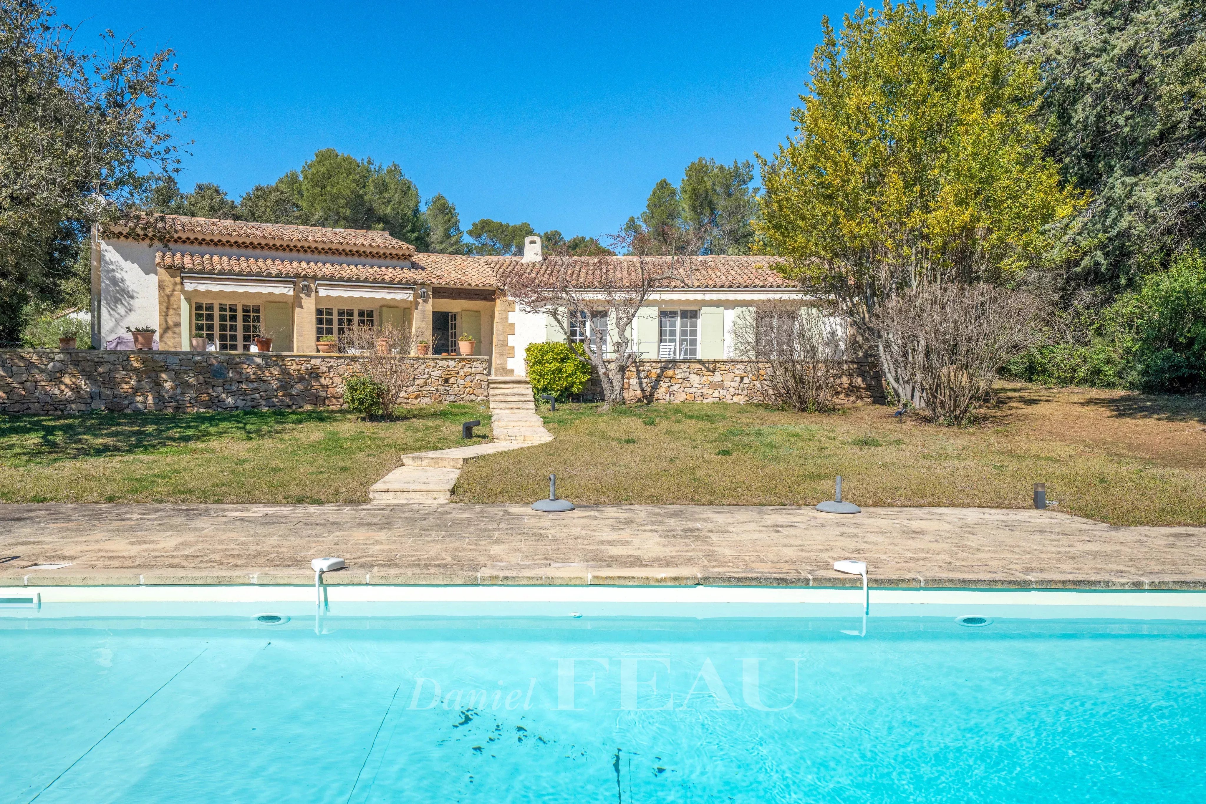 Saint Marc Jaumegarde – A delightful property