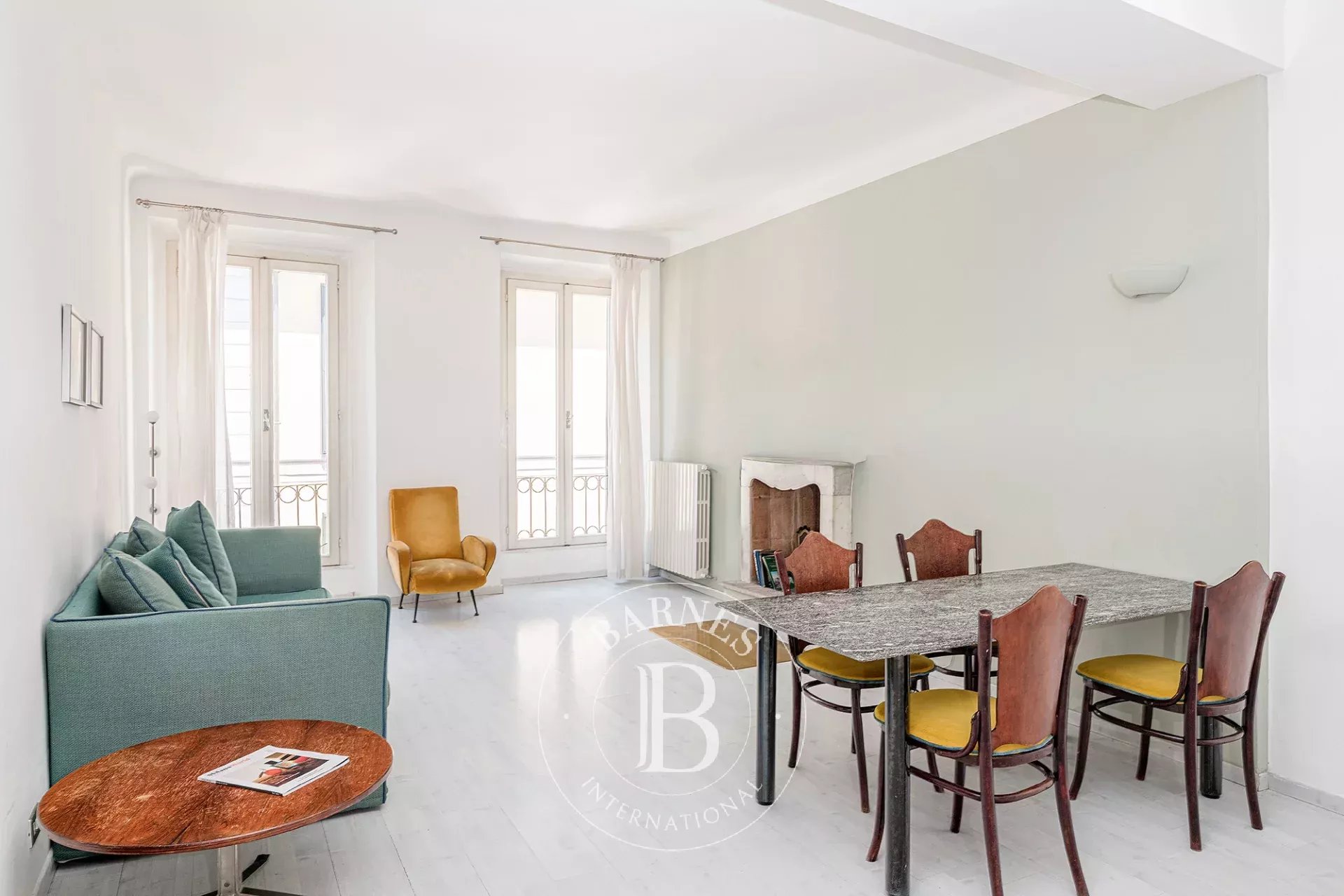 Appartamento al piano alto e ben tagliato in zona Brera