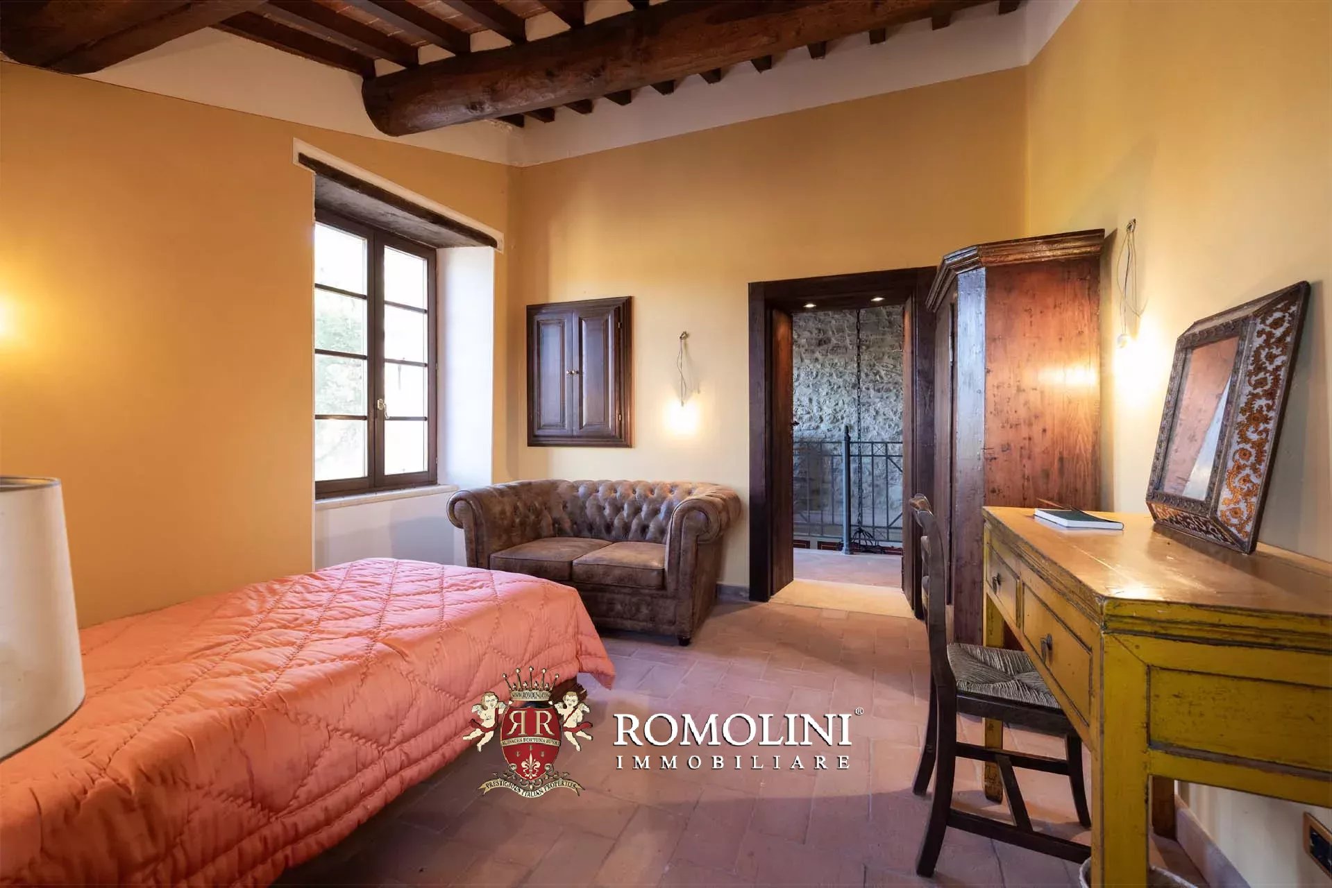 10 Bedroom Villa/Townhouse's Image 132