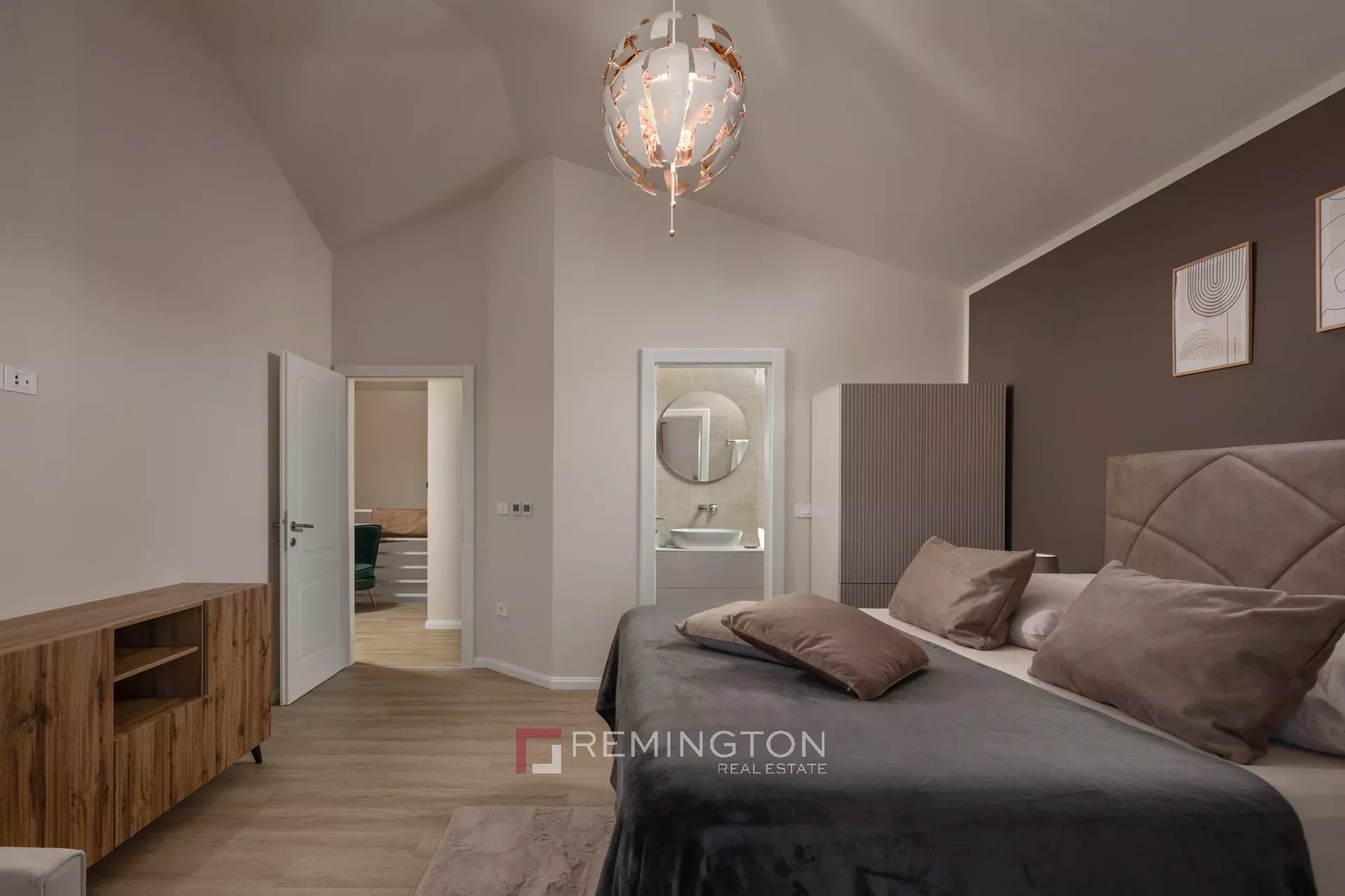 Villa/Townhouse's Image 15