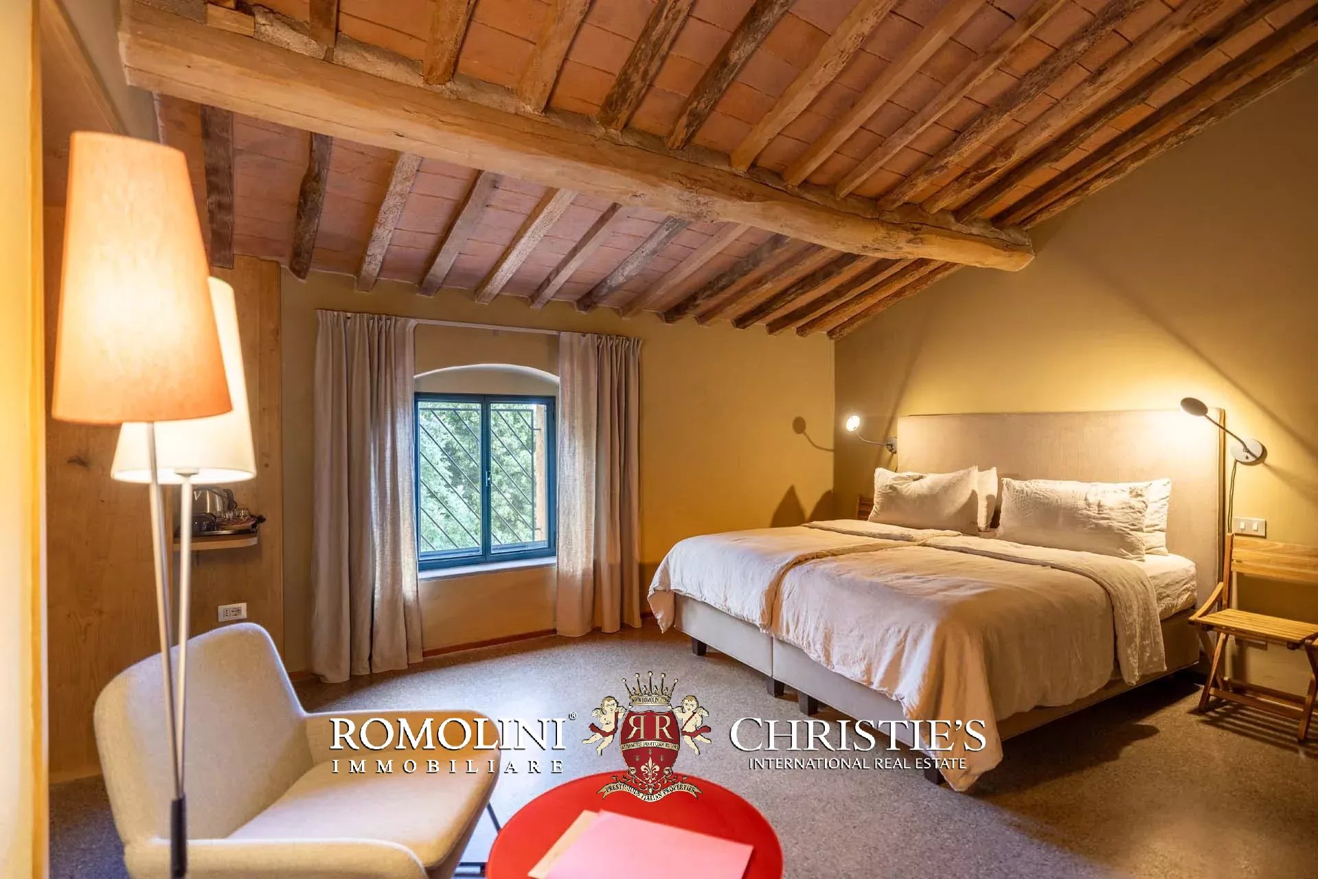 16 Bedroom Villa/Townhouse's Image 38