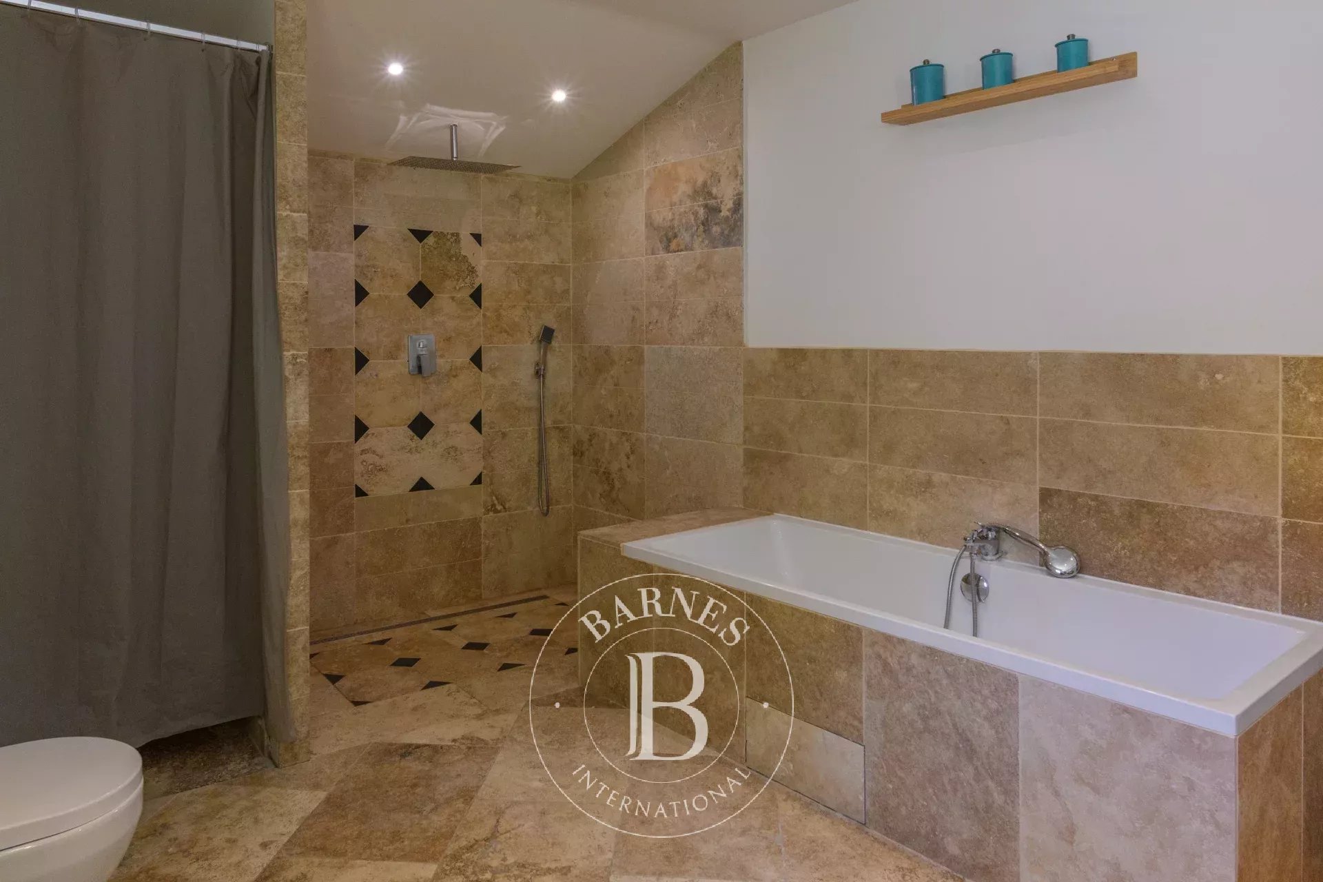 Ev Ollioules - picture 30