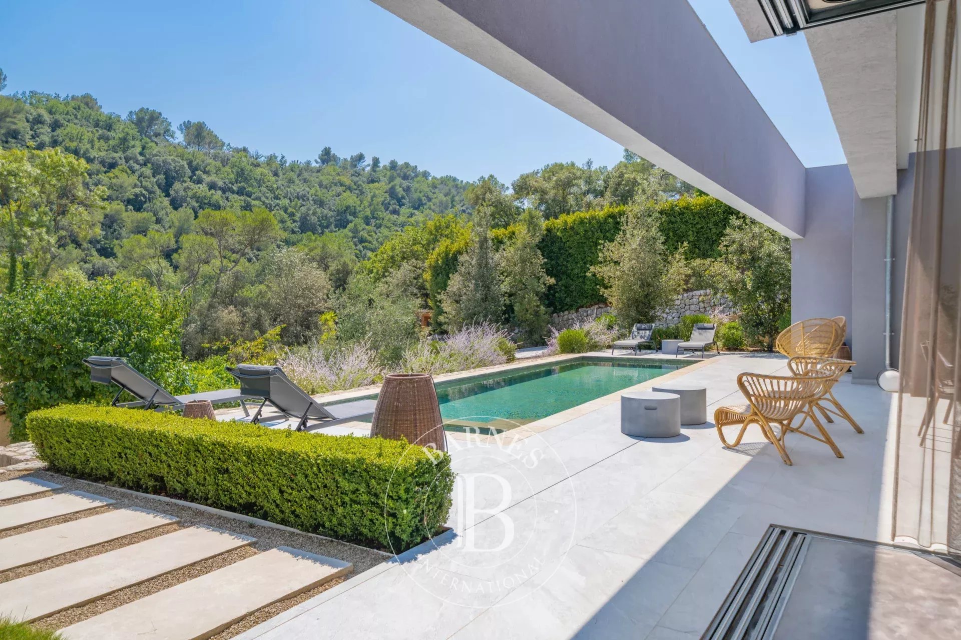 Villa Valbonne - picture 4