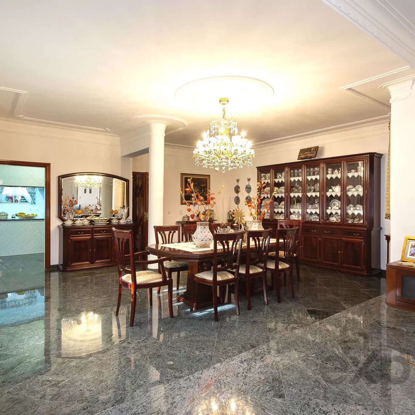 Prestigious Residence with Swimming Pool 87053100 image 7