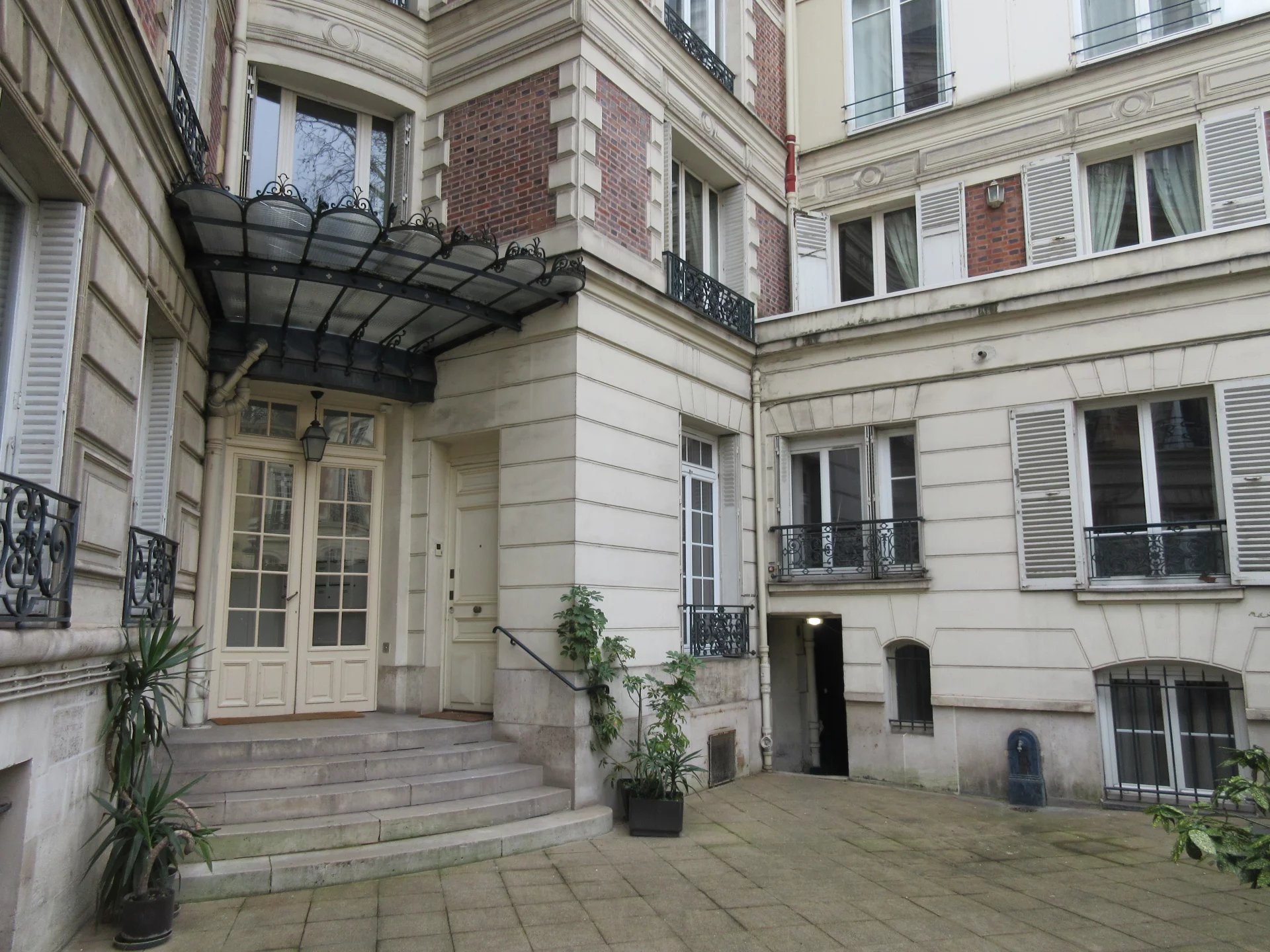 Avenue de Villiers - Pereire. Chambre de service de 5,60m²