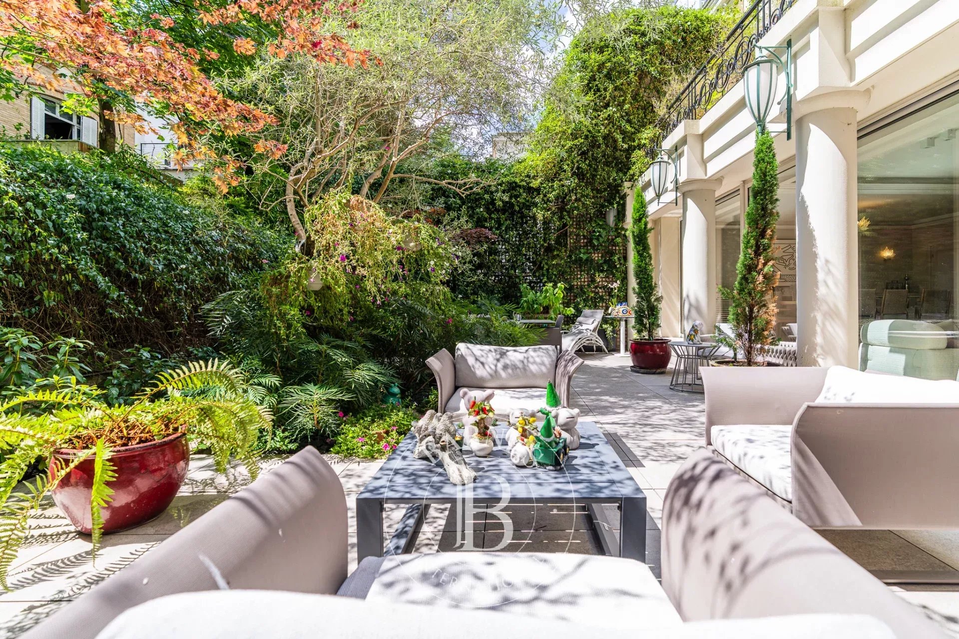 Maison Paris 75016  -  ref 87145688 (picture 1)