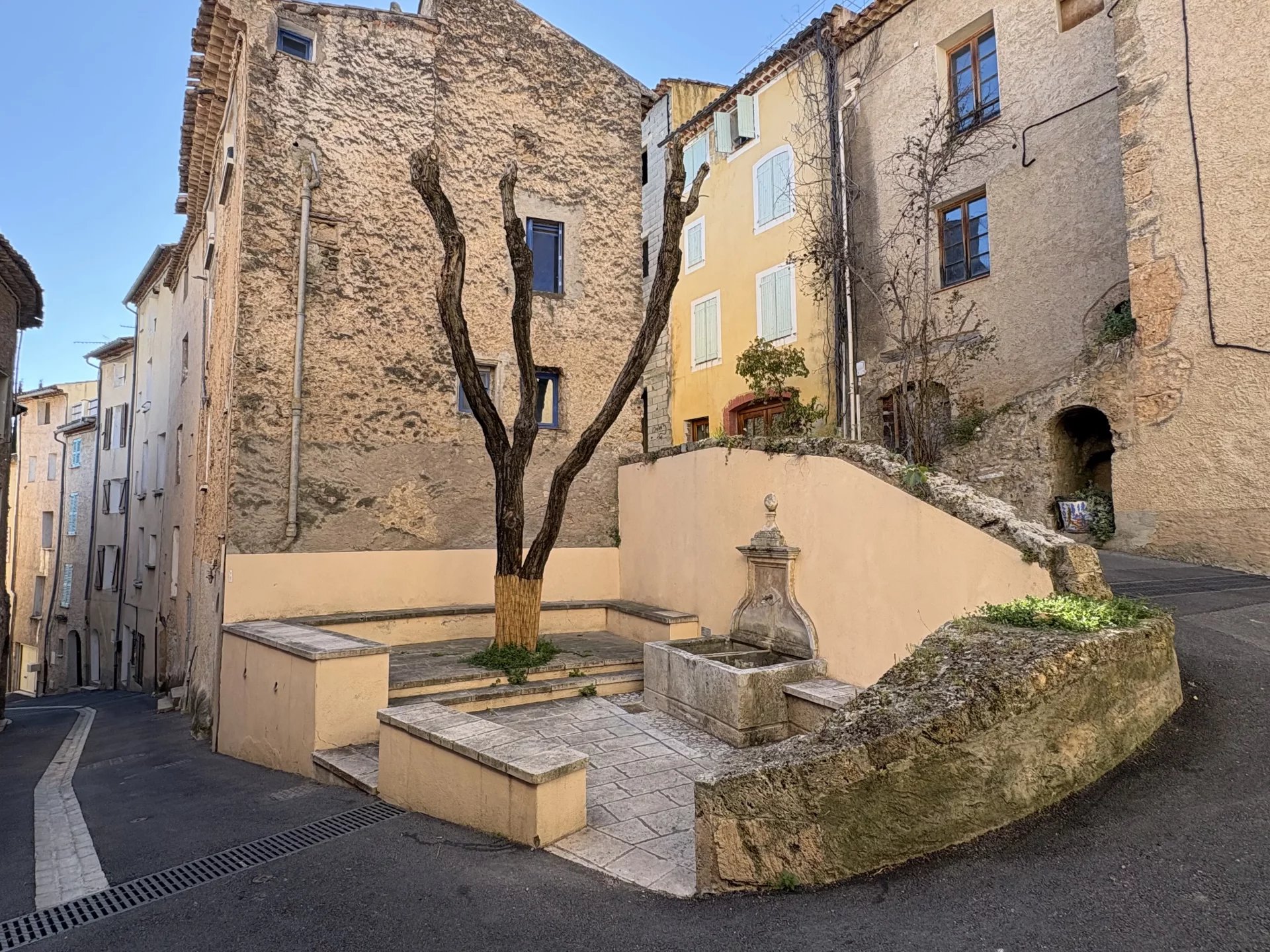 Sale Village house Cotignac