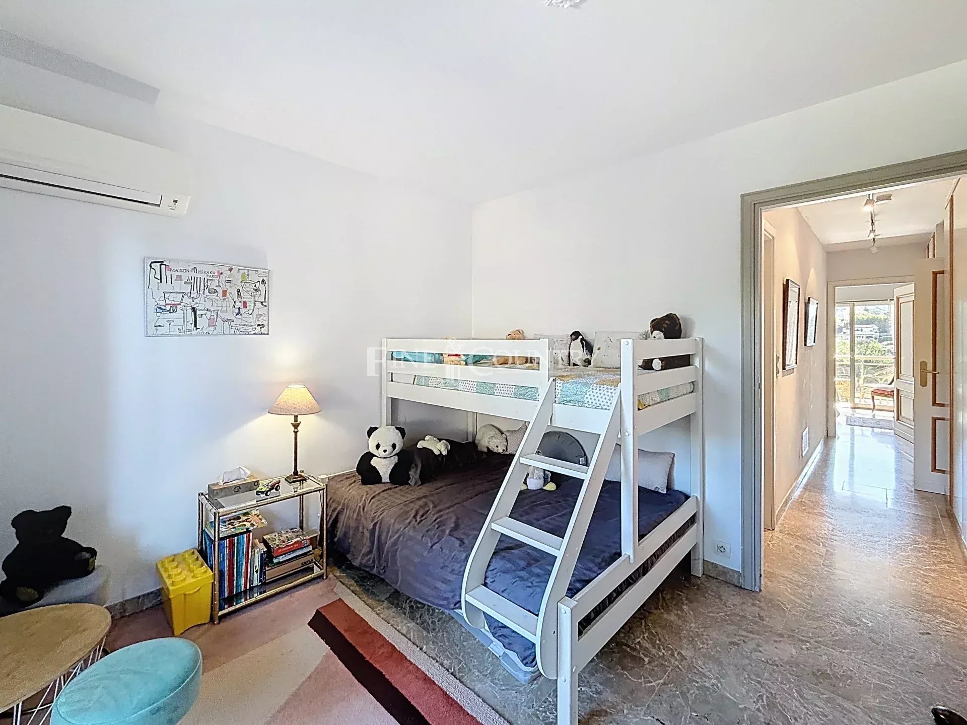 Photo of Apartment for sale in Le Cannet sea view
