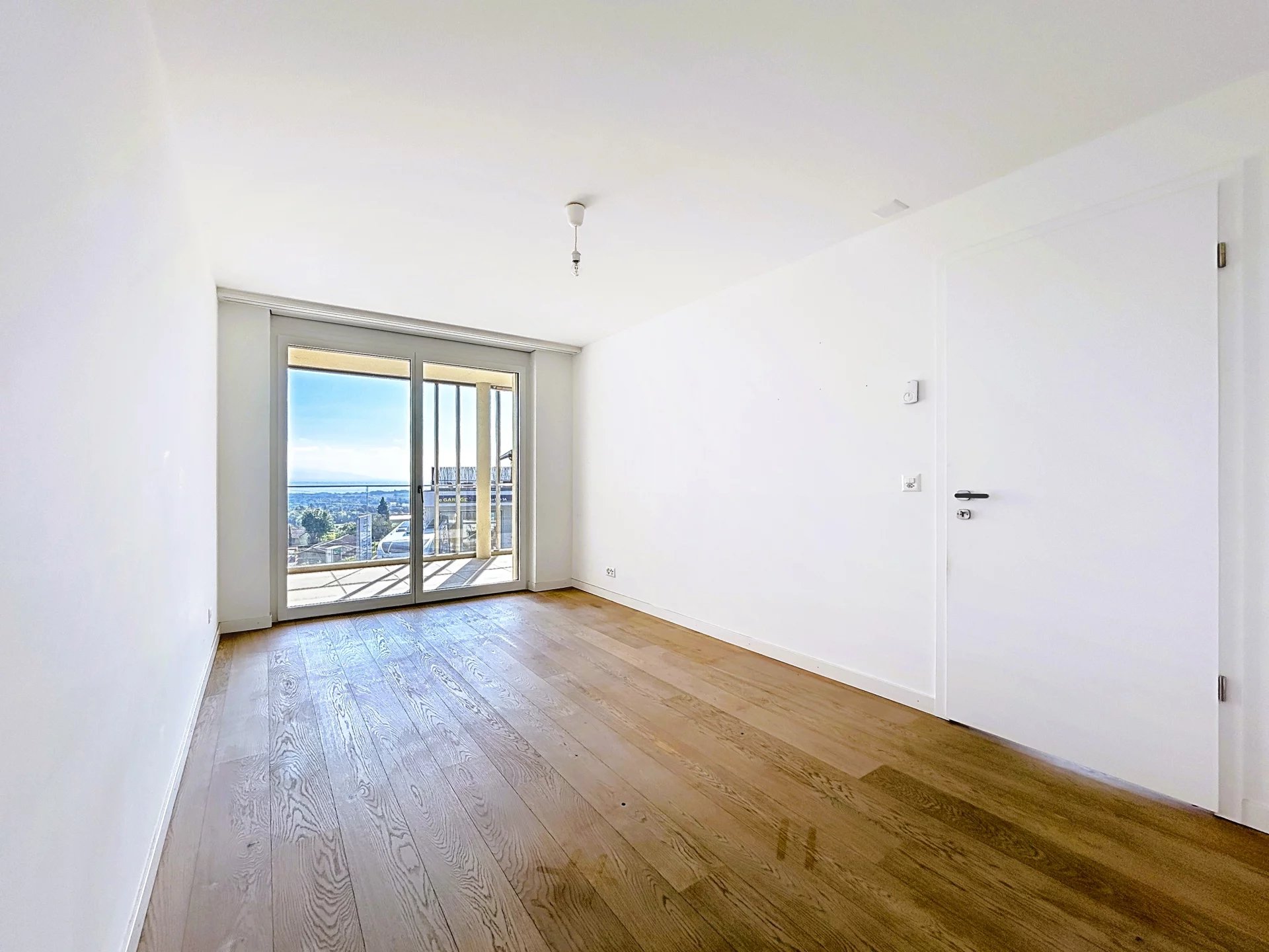 Appartement lumineux avec vue sur le Leman