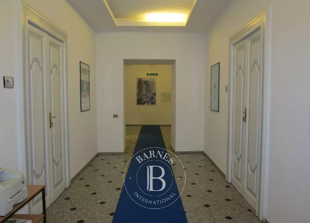 Roma  - Bureaux 19 Pi&egrave;ces - picture 6