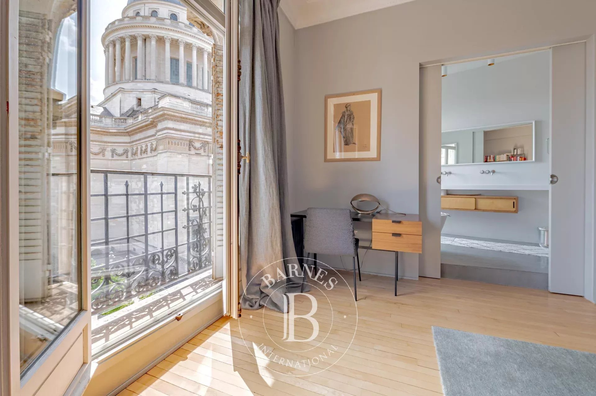 Daire Paris 5ème - picture 11