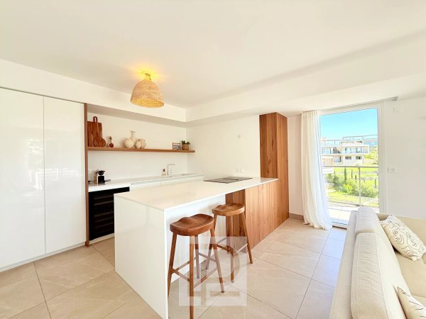 Top Floor Apartment with private rooftop terrace – Gated Estate — photo 3
