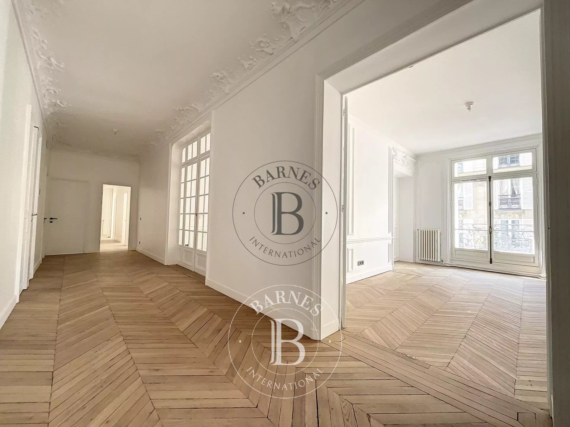 Daire Paris 8ème - picture 13