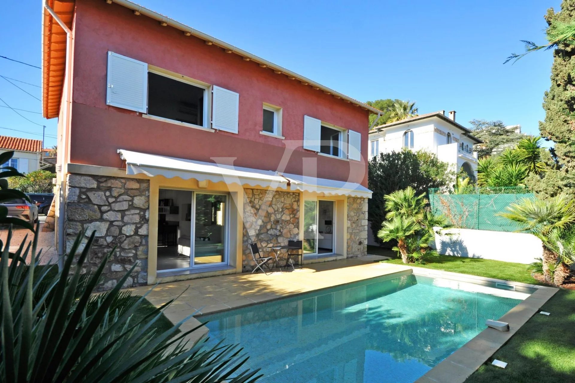 Charmantes Haus zwischen Cap d'Antibes und Stadtzentrum