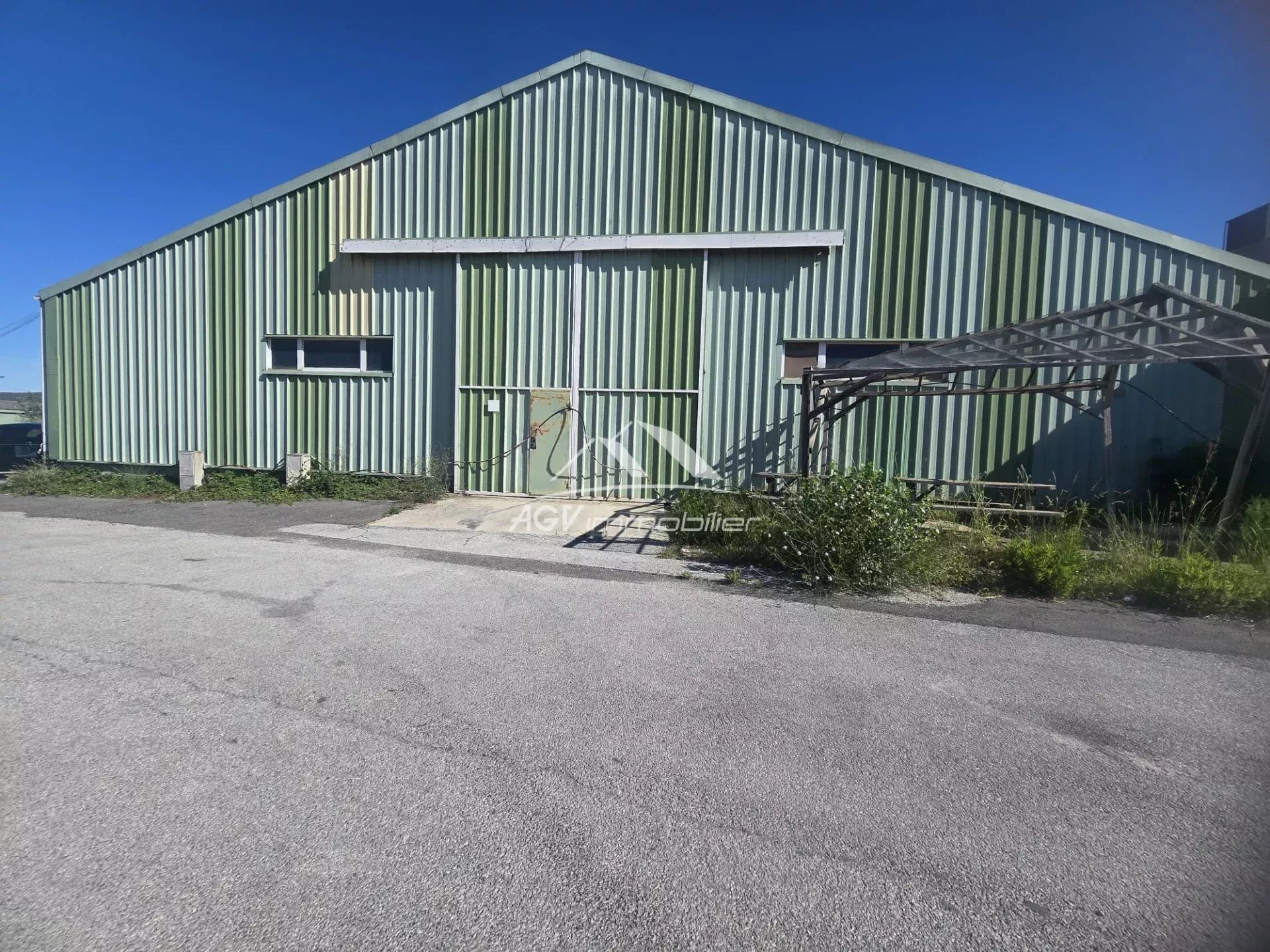 Rental Local Saint-Hilaire-de-Brethmas