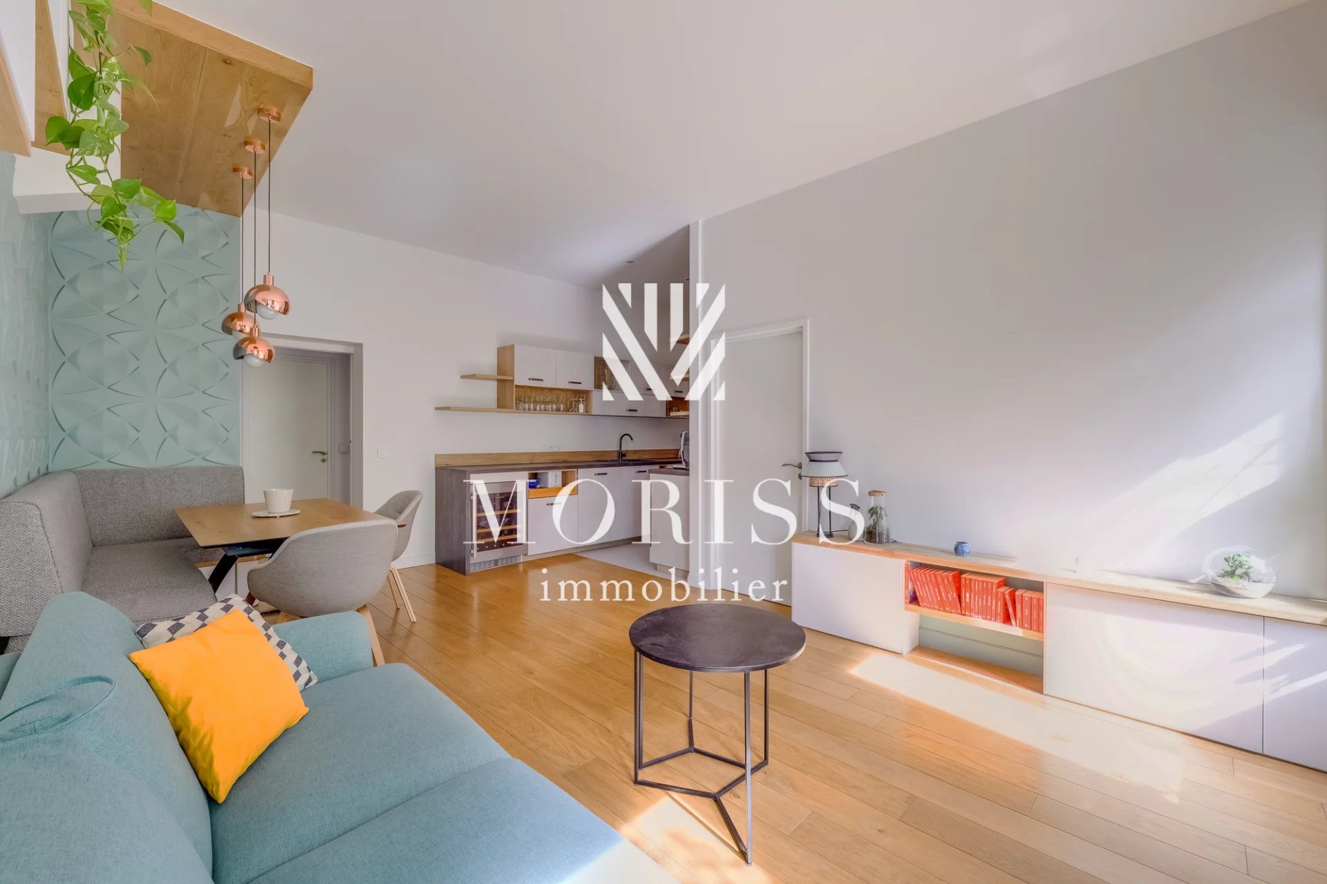 Paris 19 - Appartement style Loft de 3 pièces de 72 m2 refait pa - Image Array