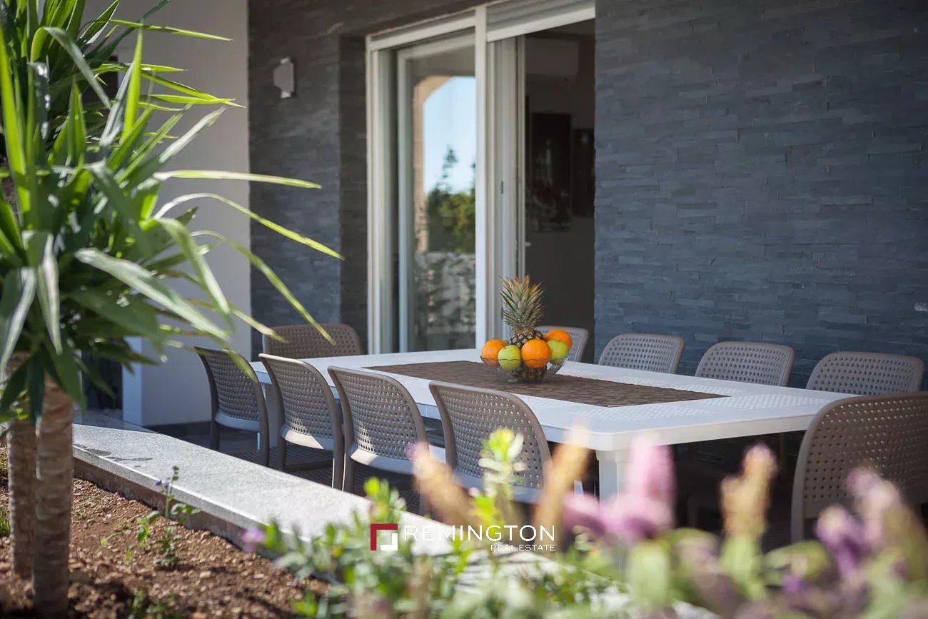 5 Bedroom Villa/Townhouse's Image 17