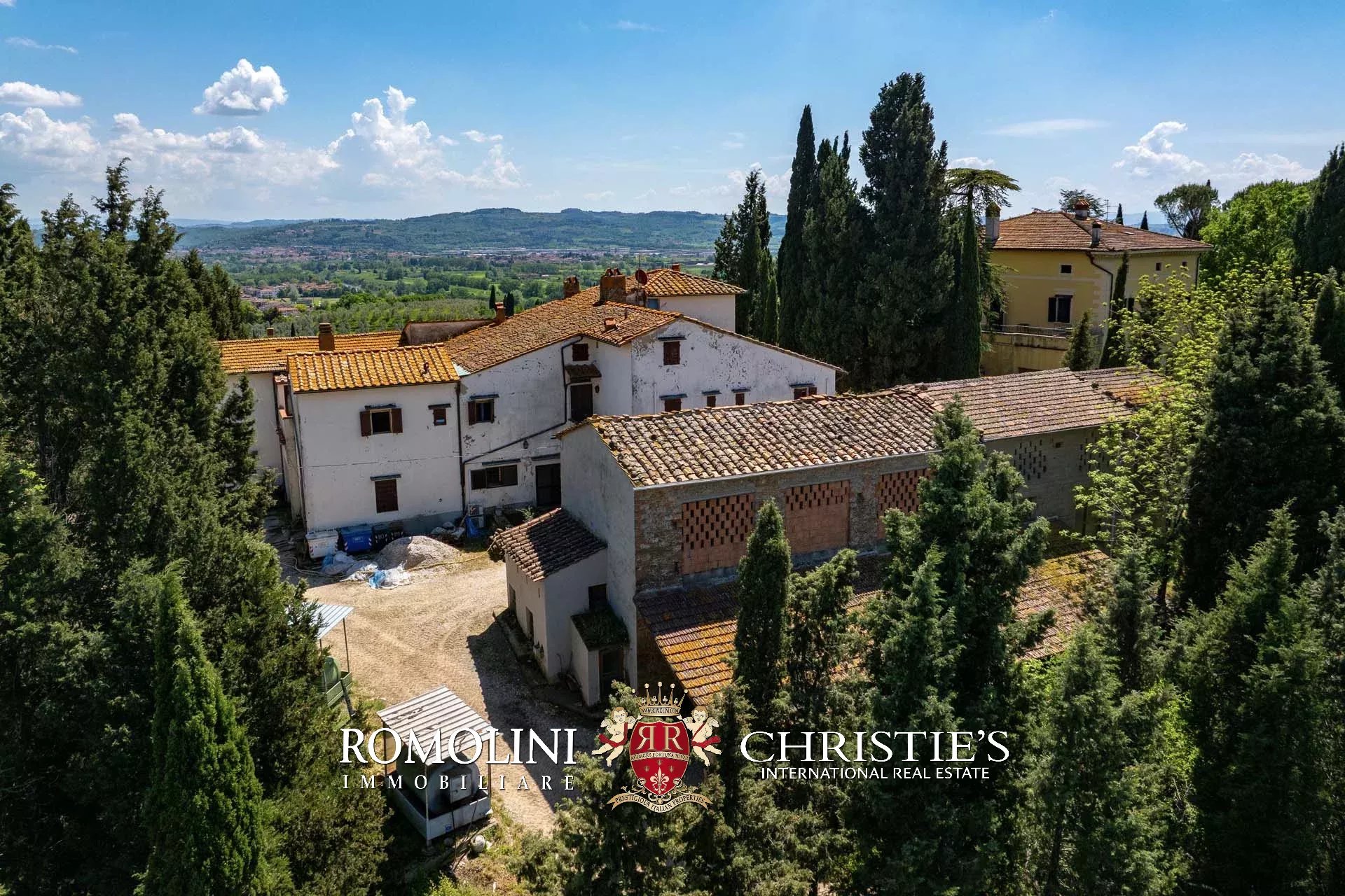 30 Bedroom Vineyard's Image 9