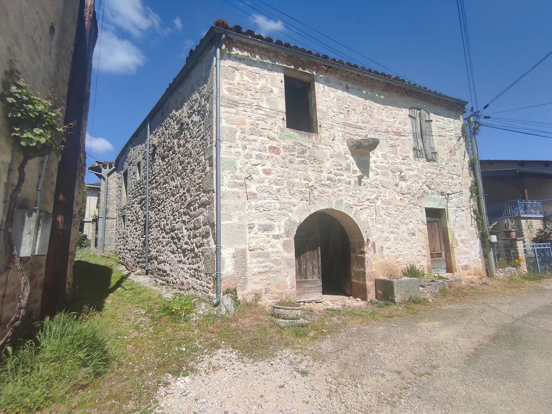 Grange à rénover entièrement