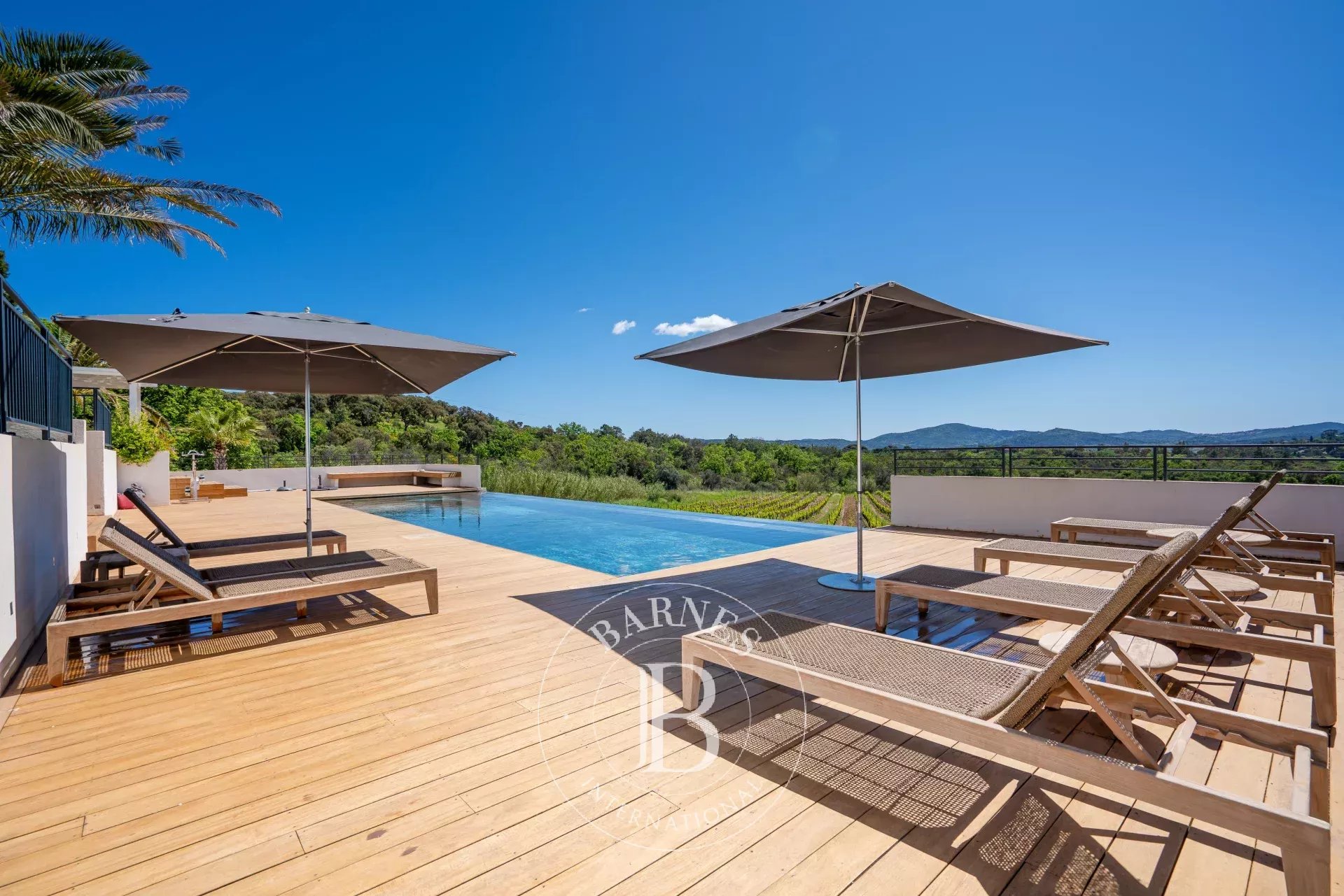 Villa Grimaud  -  ref 85894214 (picture 3)