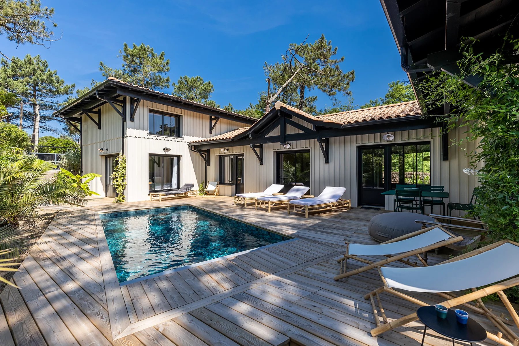 MAGNIFIQUE VILLA BOIS AVEC PISCINE - CAP FERRET - 12 COUCHAGES