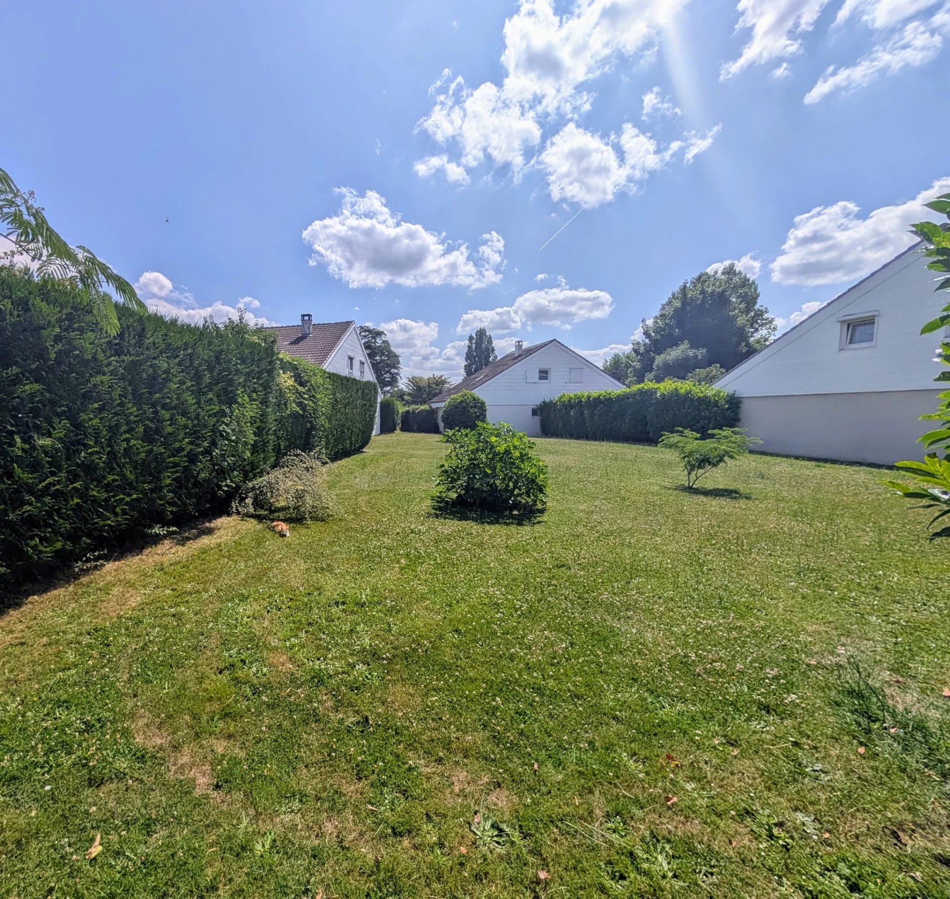 MAISON FAMILLIALE SECTEUR CALME