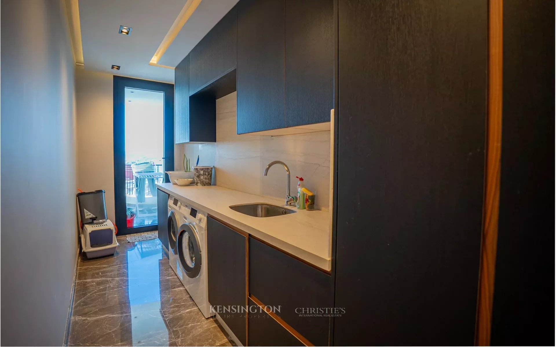 4 Bedroom Apartment/Flat's Image 9