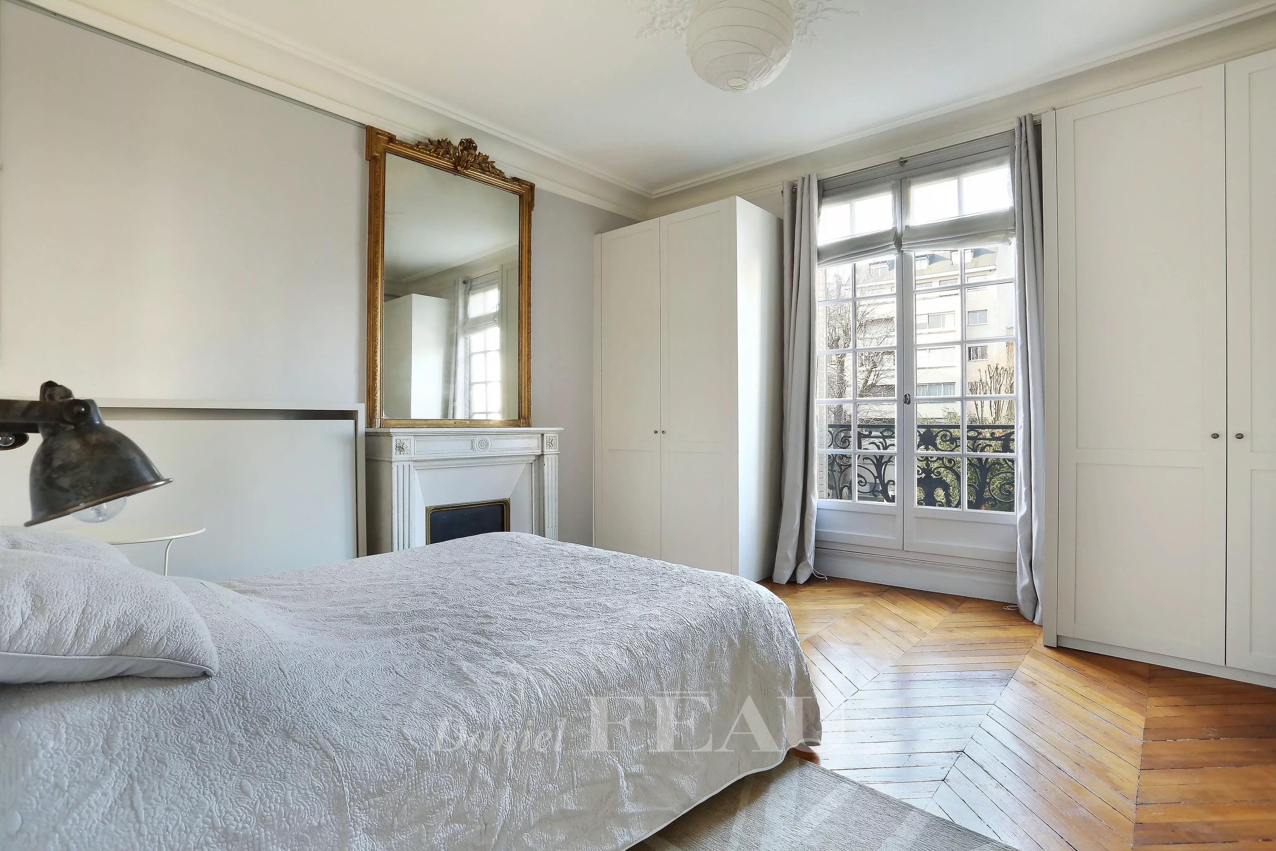 Location Appartement Paris 16ème