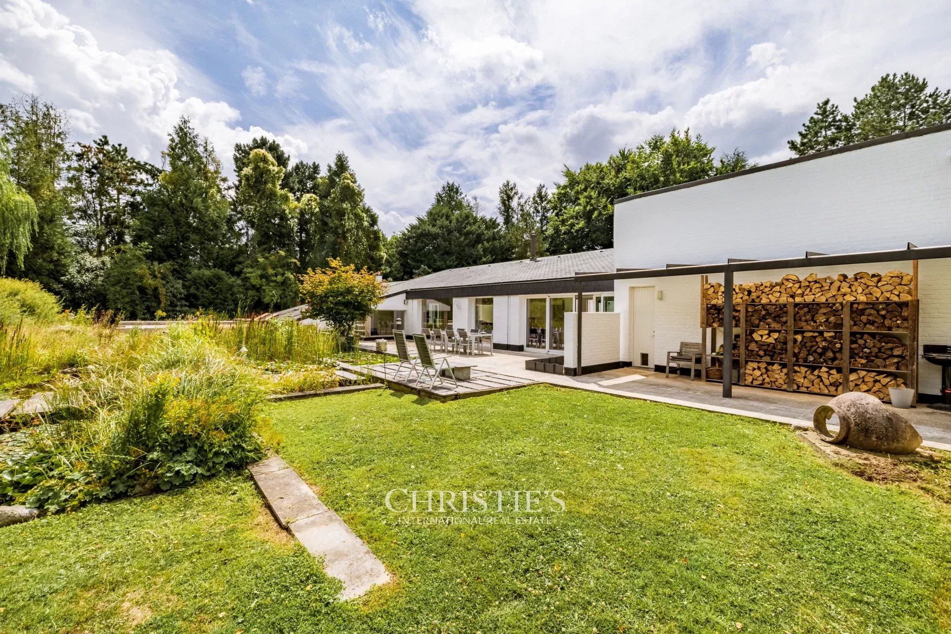 Hoeilaart – Architectenvilla in het Hart van de Natuur