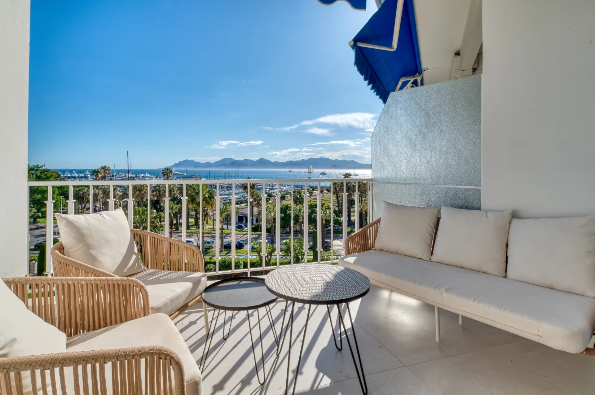 CANNES CROISETTE 4 Pièces vue mer panoramique