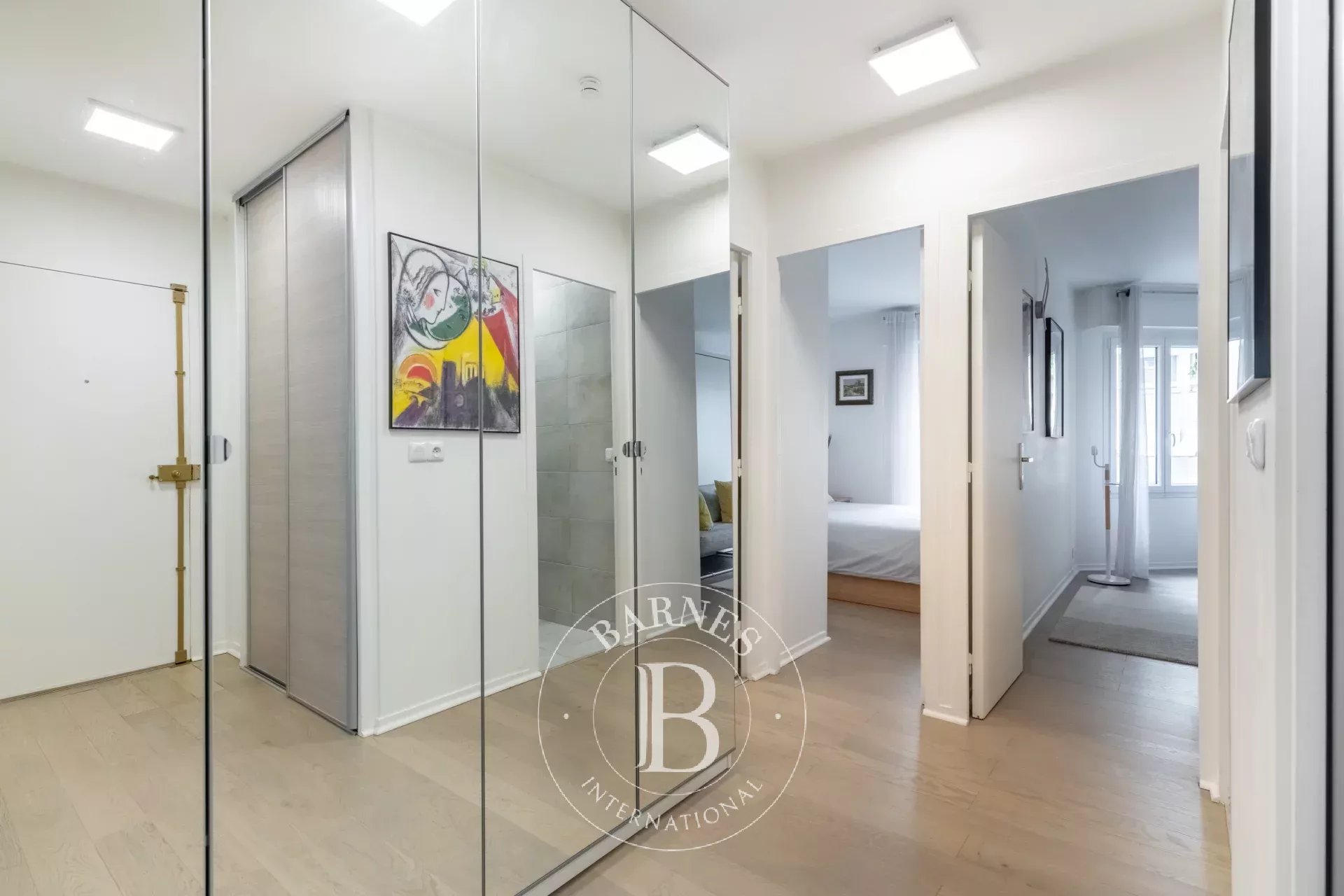 Daire Paris 3ème - picture 18