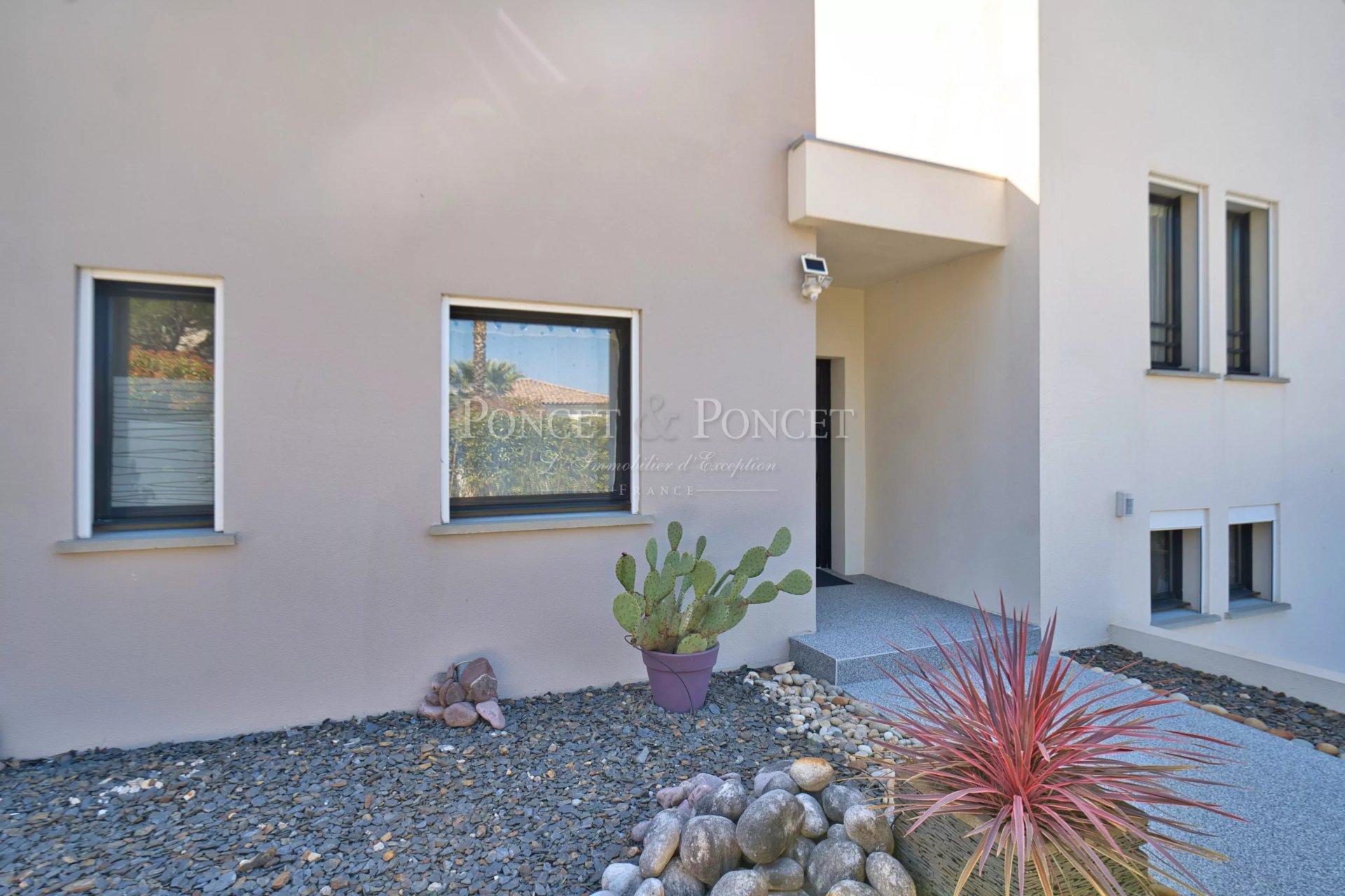 4 Bedroom Villa/Townhouse's Image 19