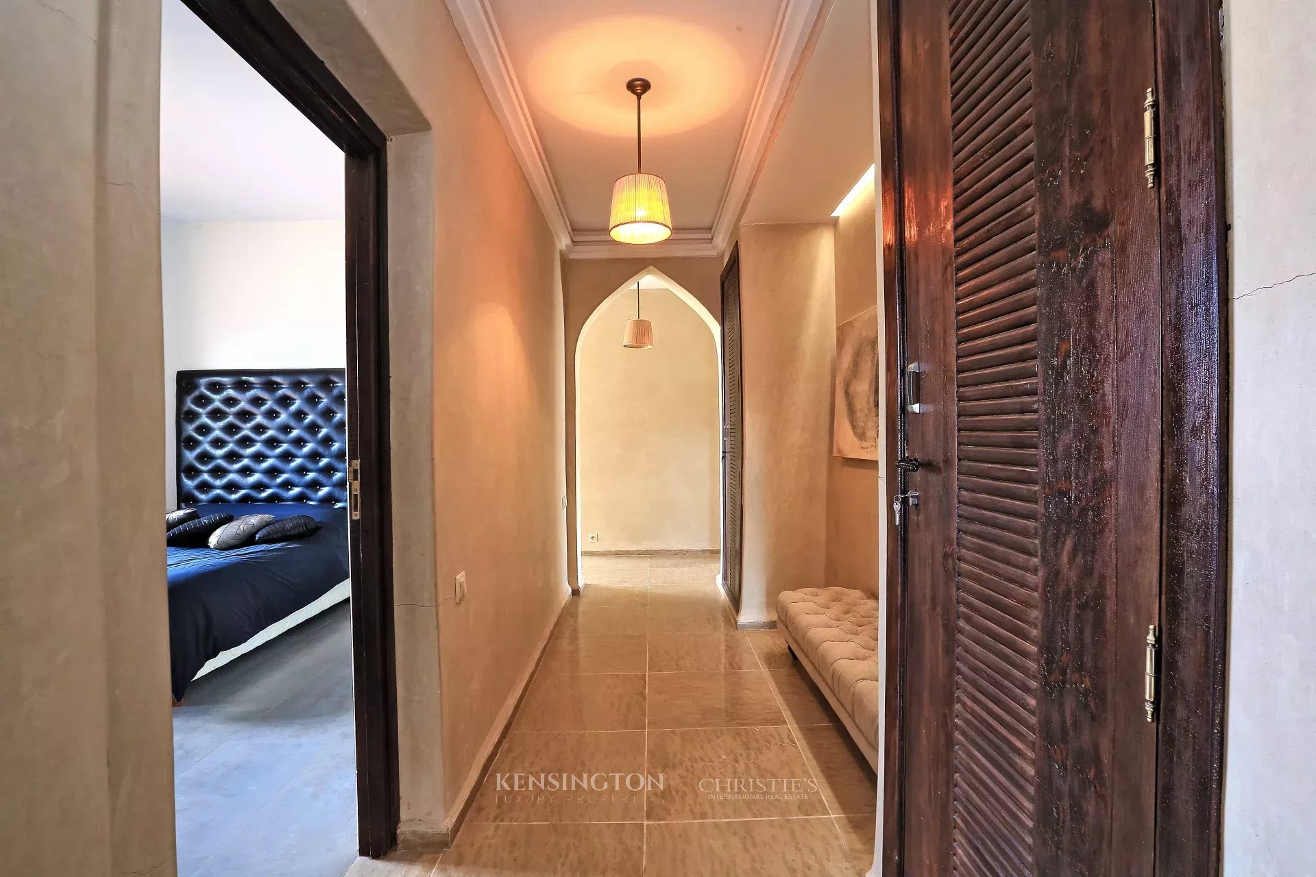 6 Bedroom Villa/Townhouse's Image 29