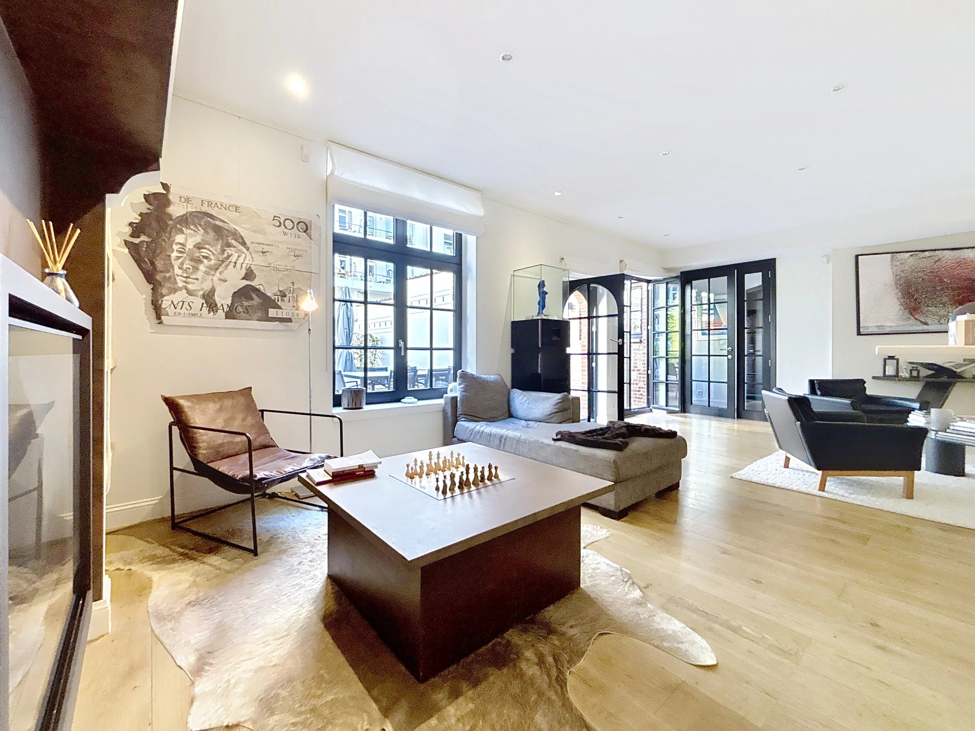 Louise - Jardin du Roi - Rear house in the inner block