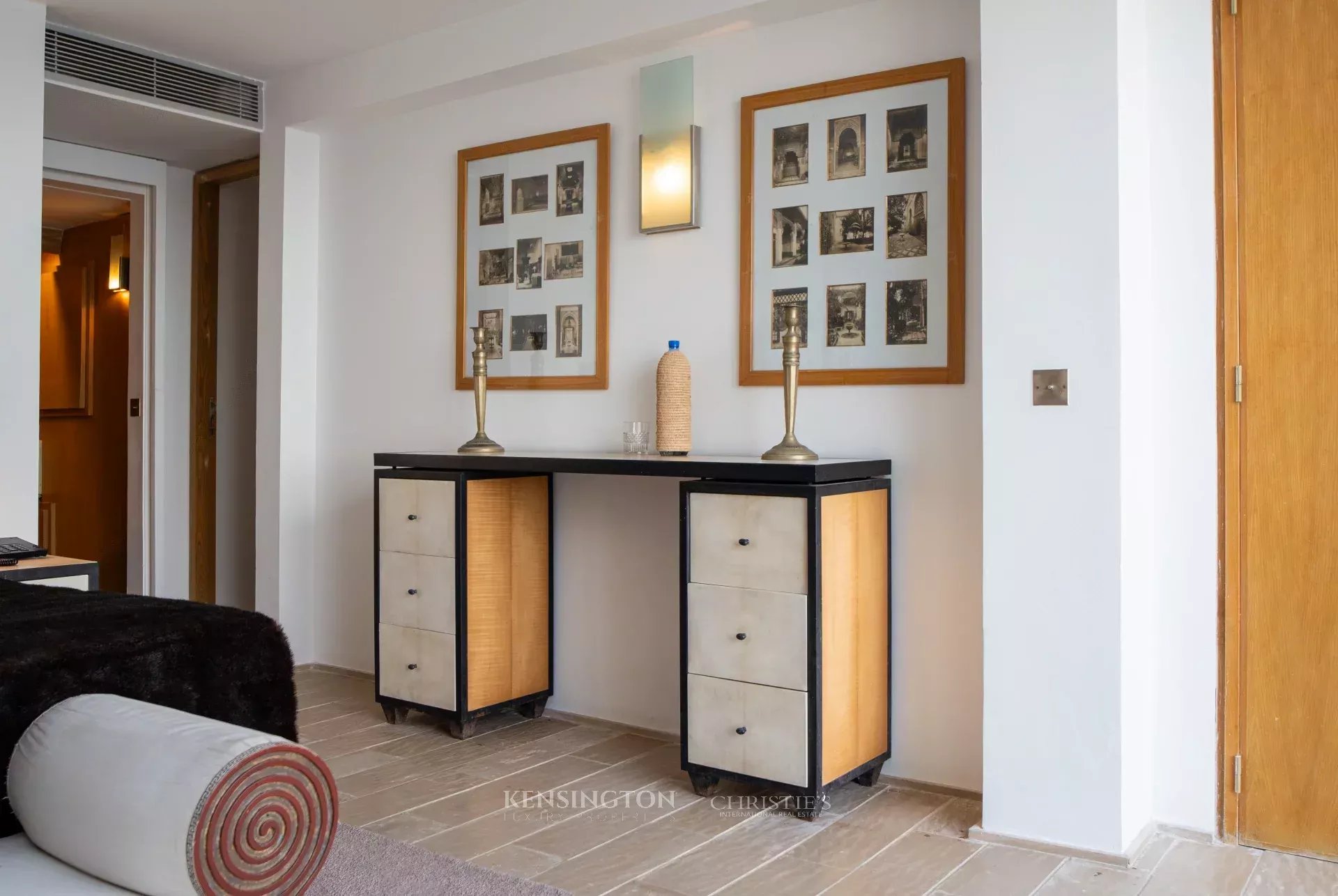 6 Bedroom Villa/Townhouse's Image 21