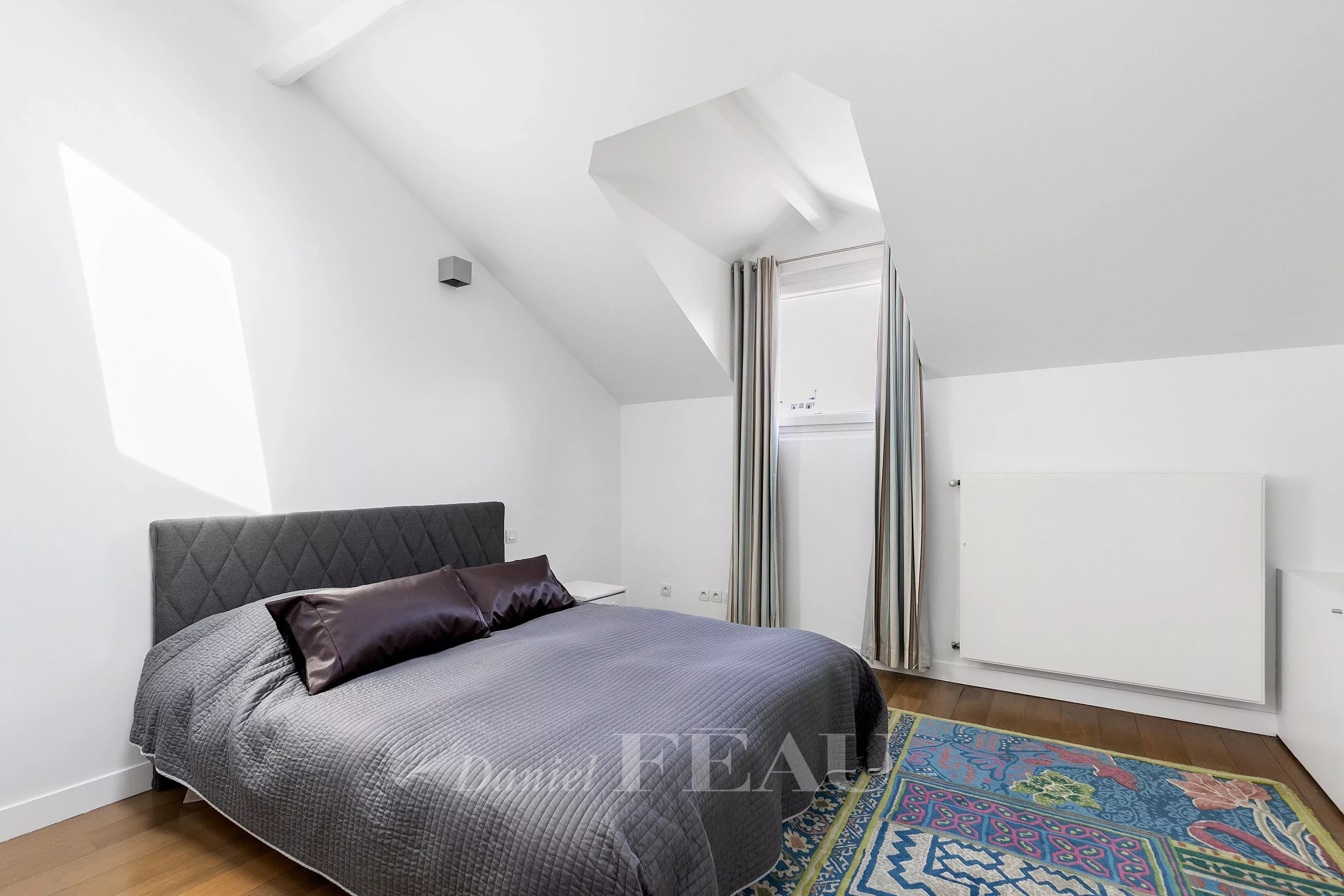 Sale Apartment Paris 17th