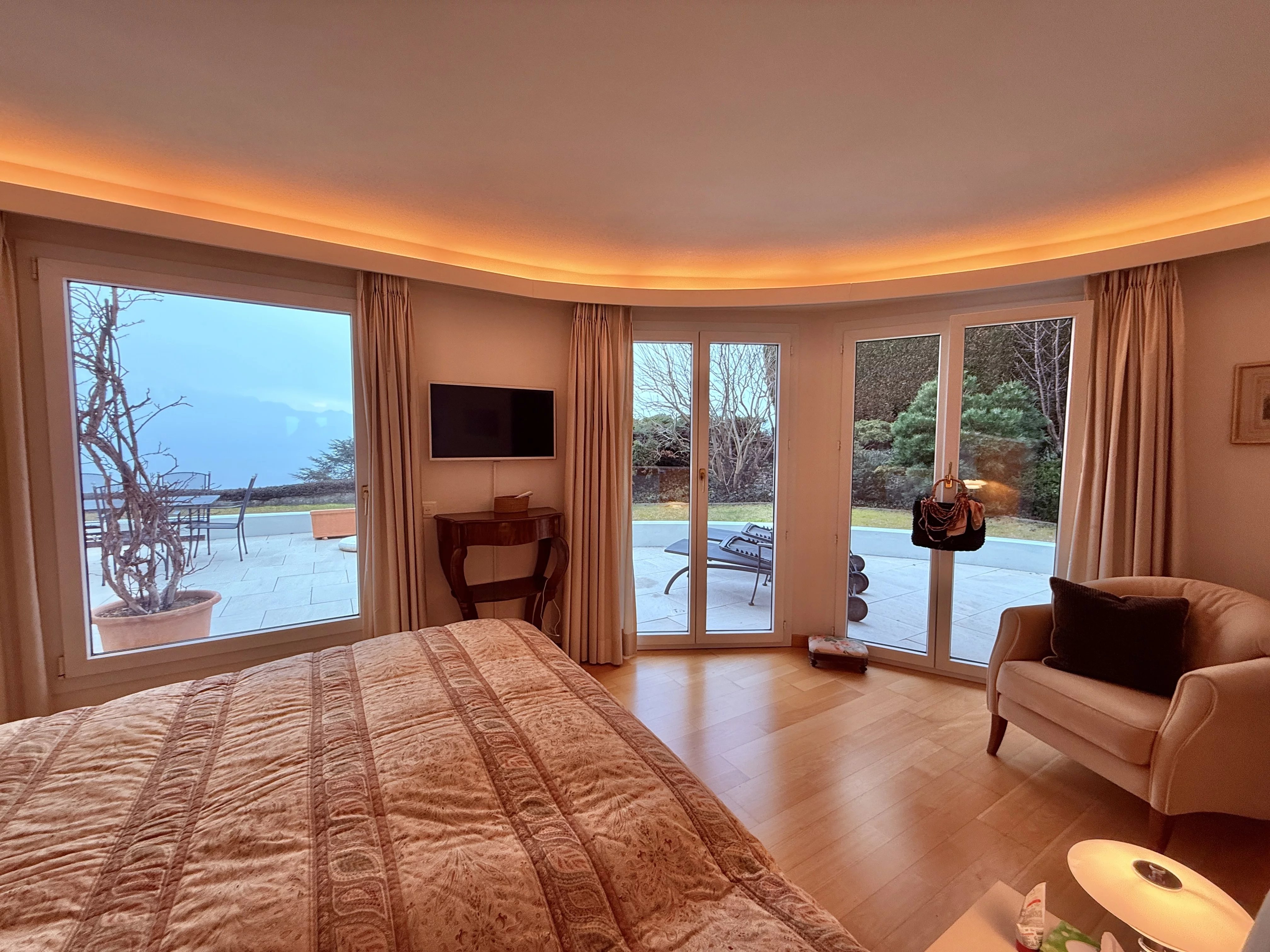 Prestigieuse Propriété d’Architecte avec Vue Panoramique