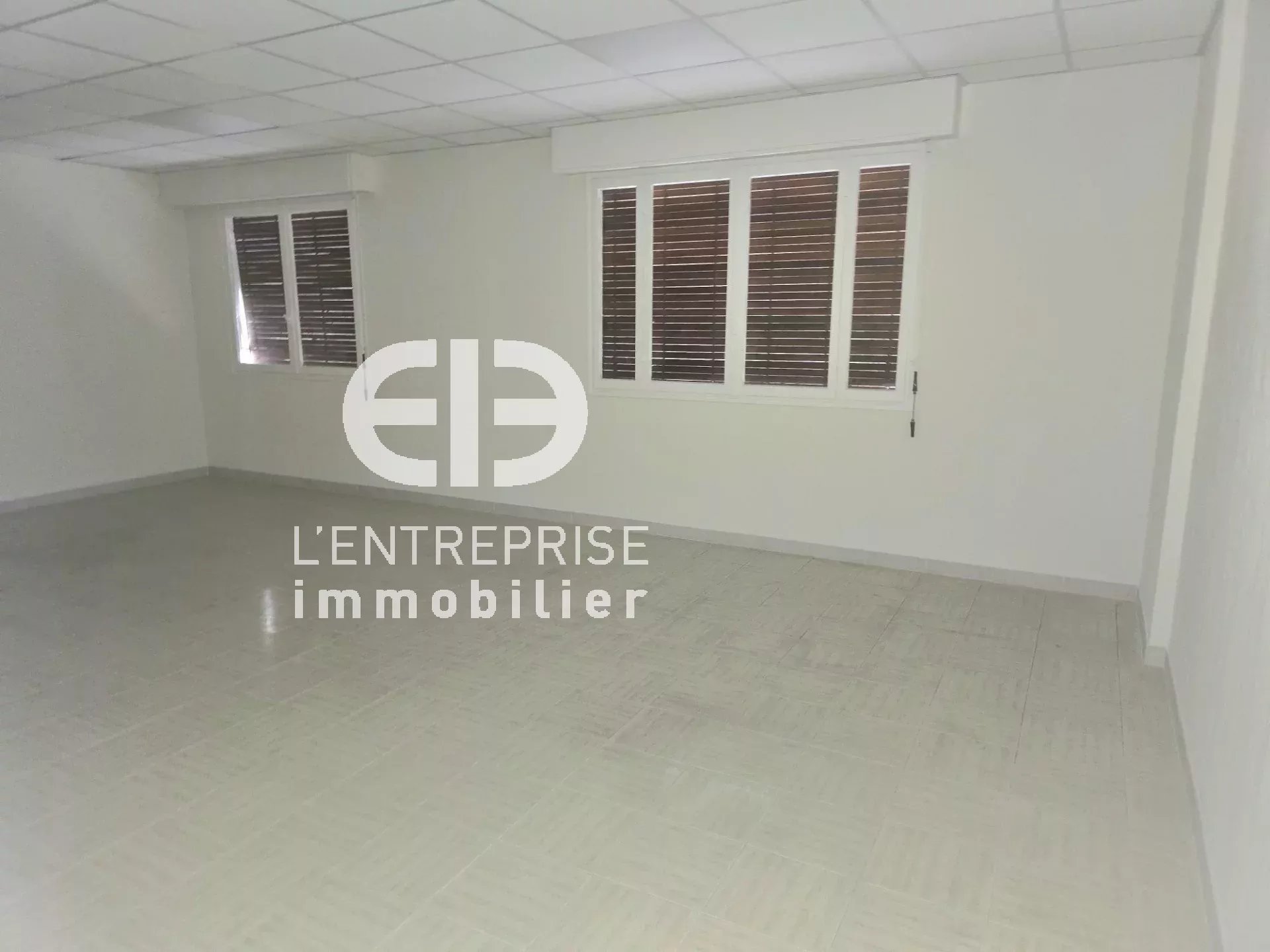 Location Entrepôt La Trinité