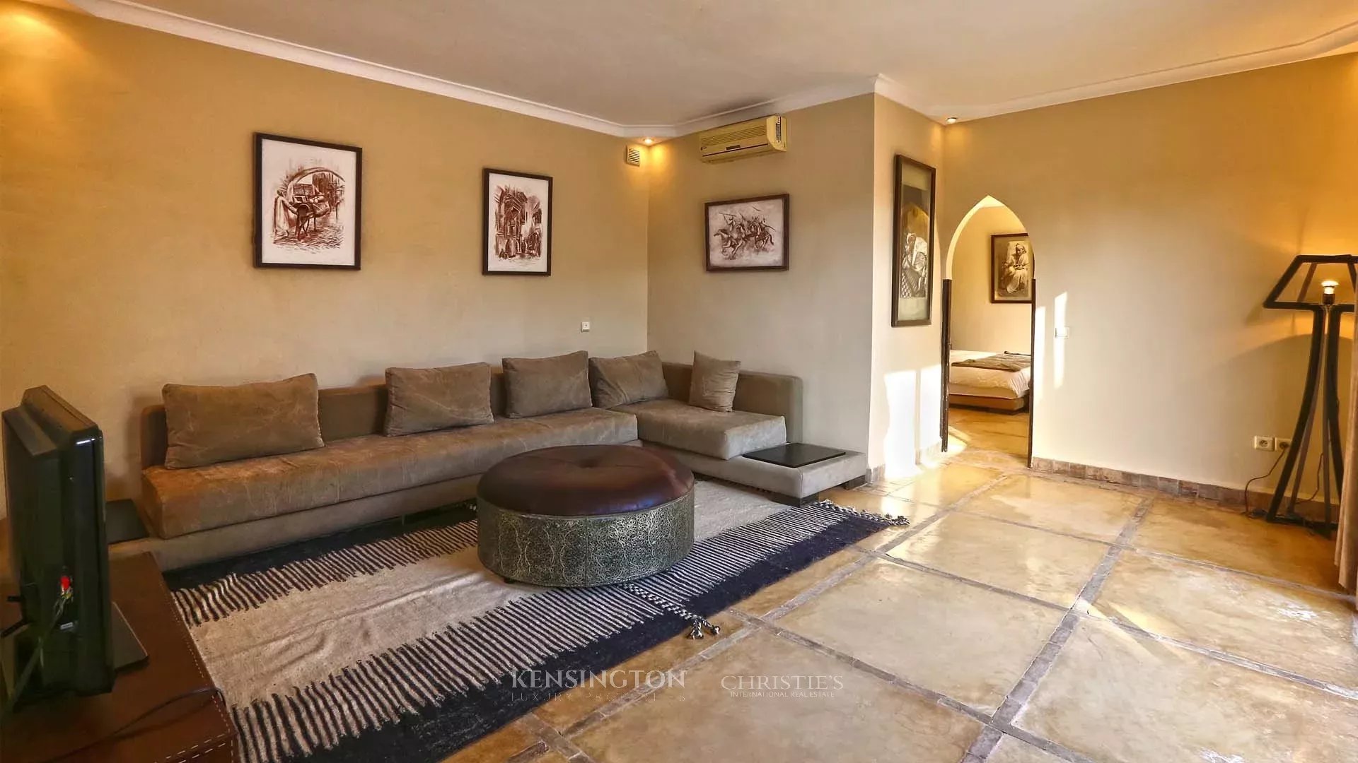 12 Bedroom Villa/Townhouse's Image 26