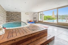 Close to Saint-Paul-de-Vence - Charming modern provencal property — photo 5 of 7