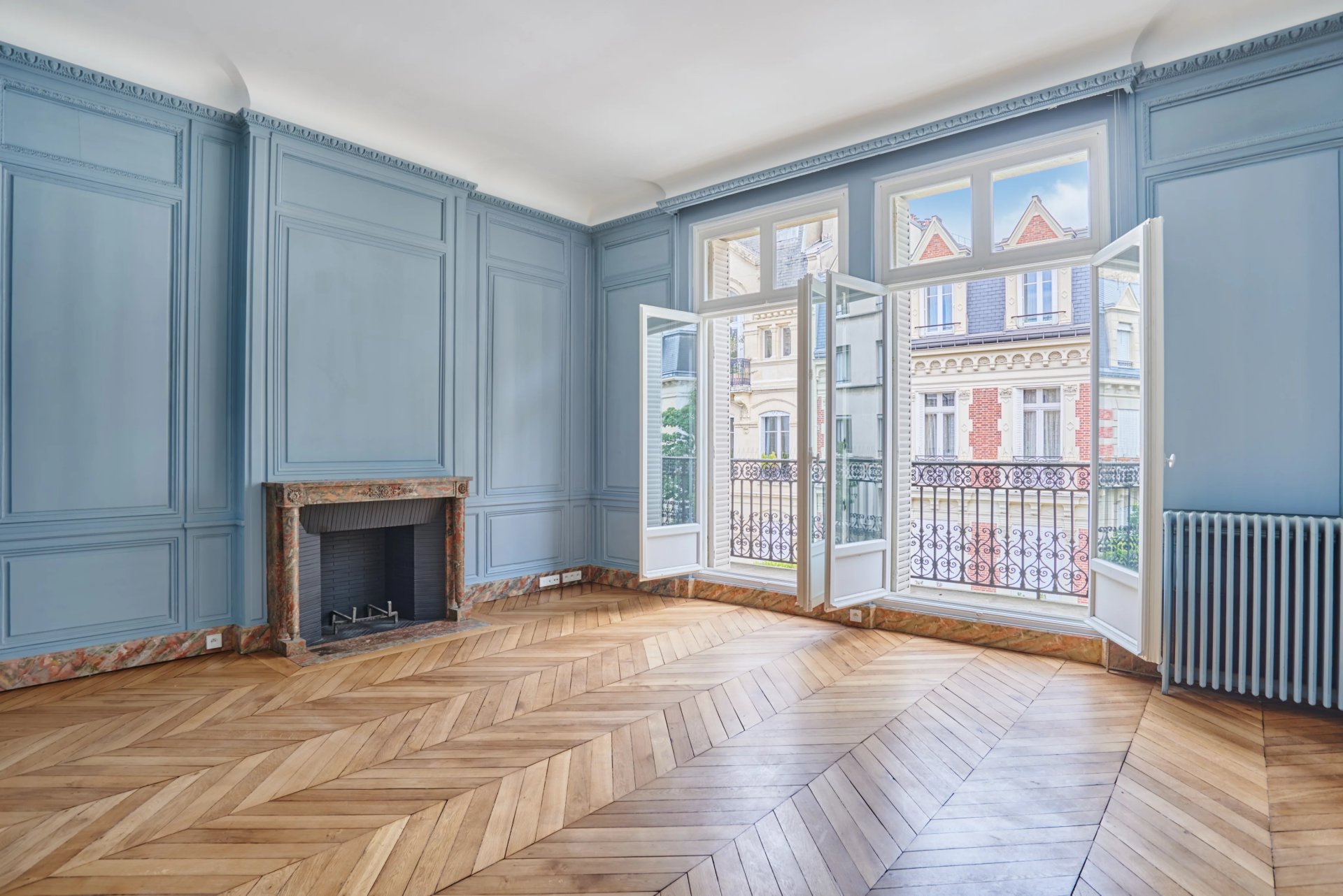 8 Bedroom Villa/Townhouse's Image 11
