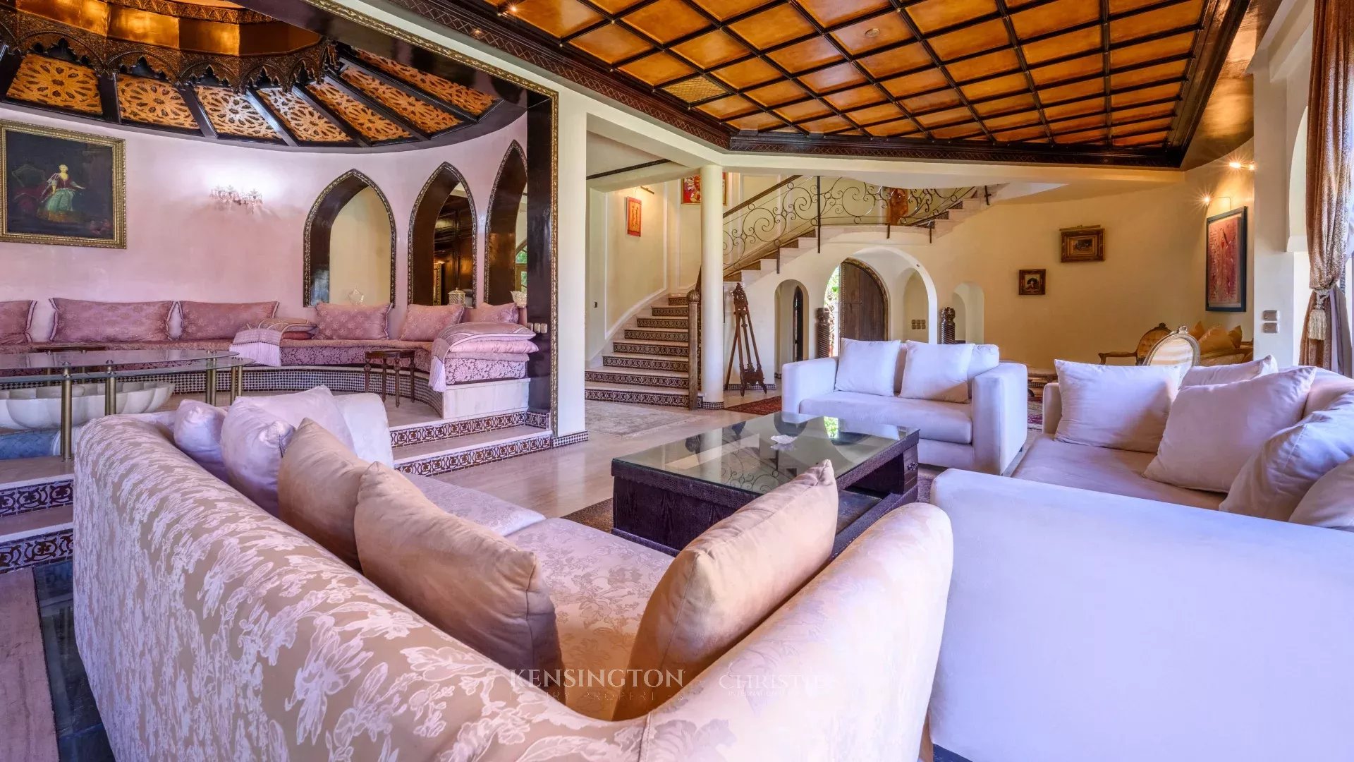 5 Bedroom Villa/Townhouse's Image 18