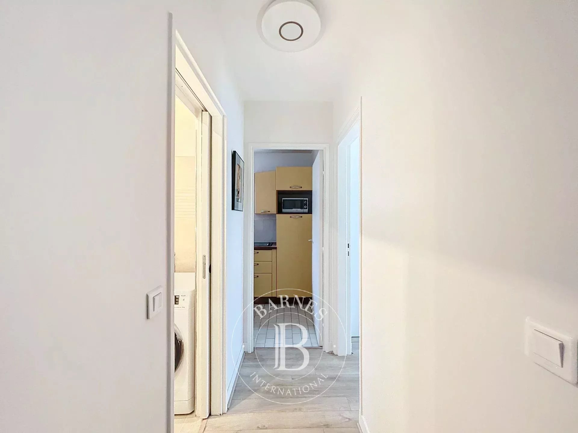 Neuilly-sur-Seine  - Appartement 2 Pi&egrave;ces, 1 Chambre - picture 4
