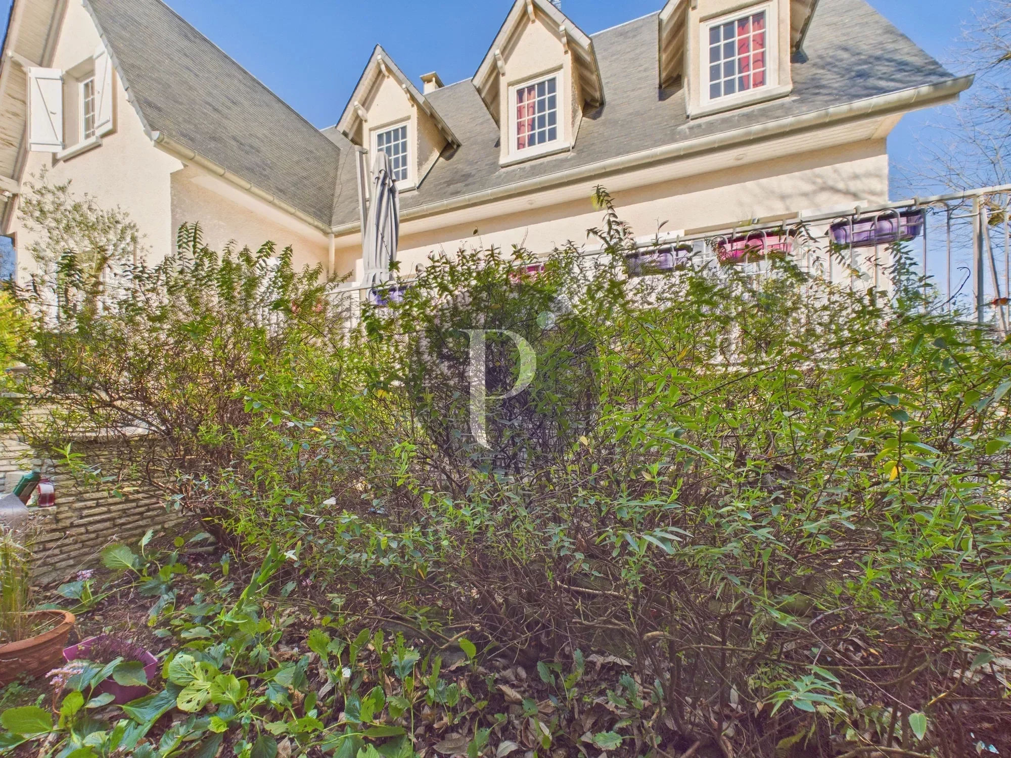 vente-maison-8-pieces-verrieres-le-buisson-85103086