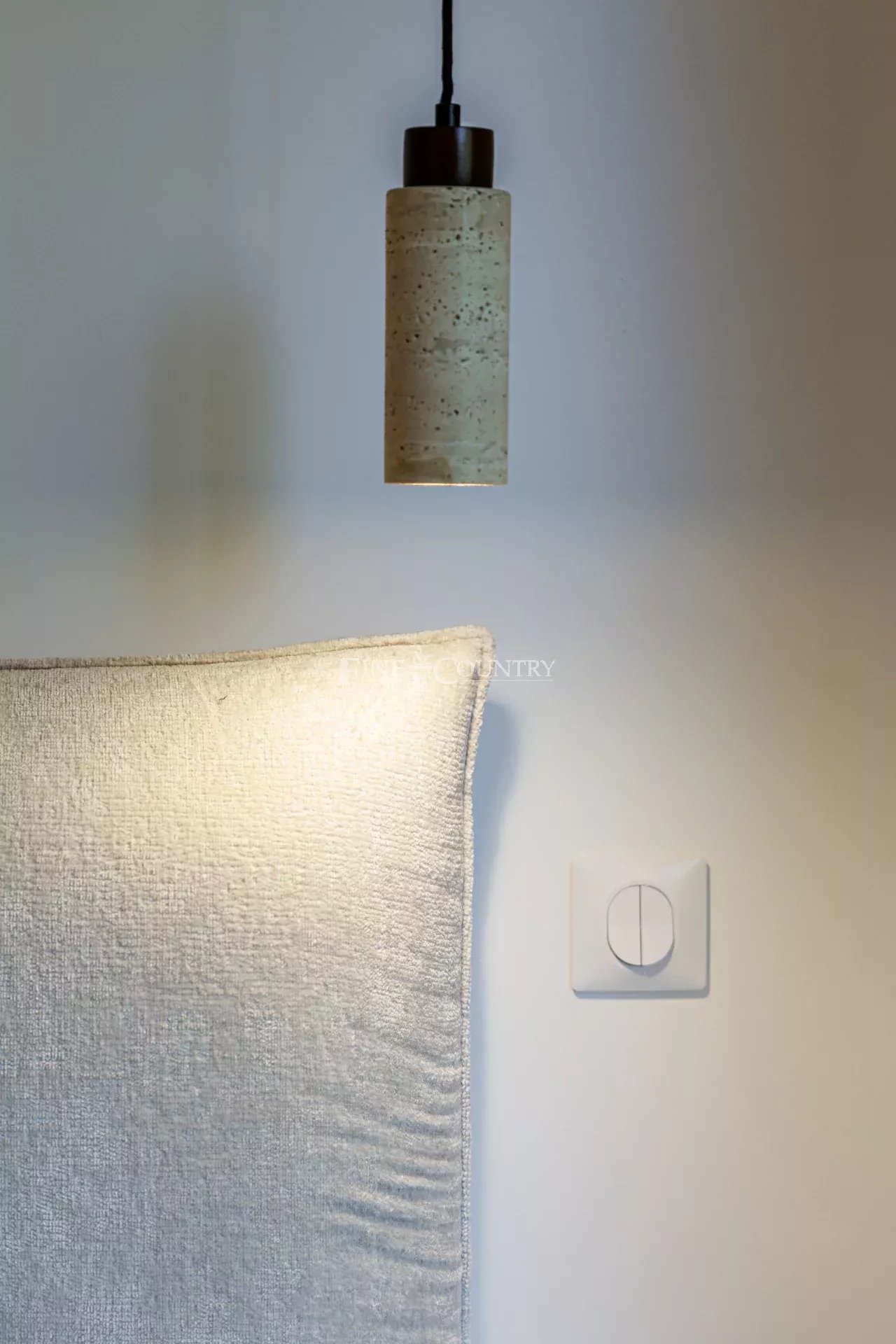 Photo of For Sale – 2-Bedroom Apartment – Cannes Montrose