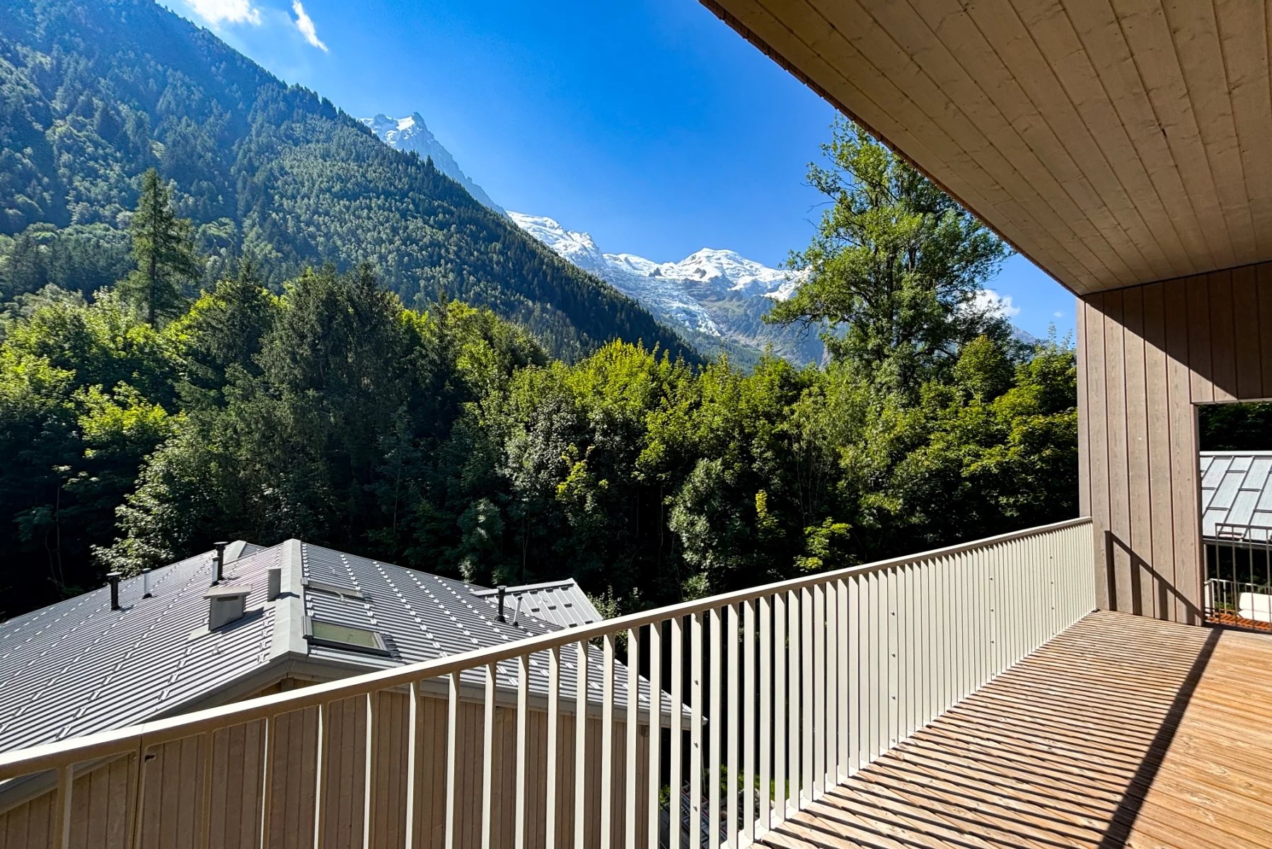 Photo of CHAMONIX - Newly built, 3-bedroom, 3-bathroom penthouse apartment in Chamonix centre